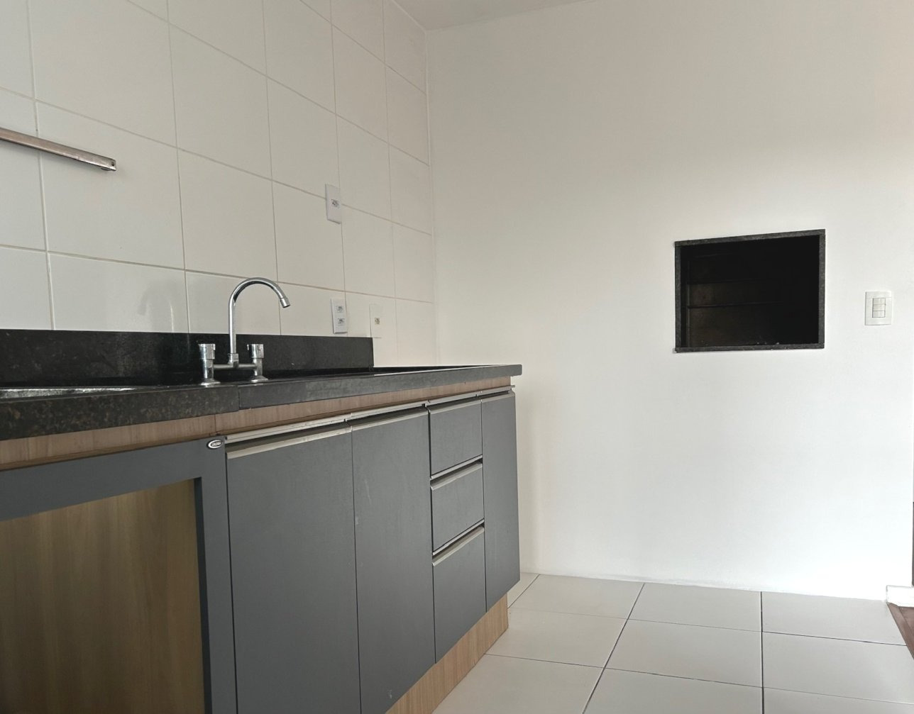 Apartamento à venda com 69m², 2 quartos, 10 suítes, 1 vaga no bairro Tristeza em Porto Alegre - Foto 6