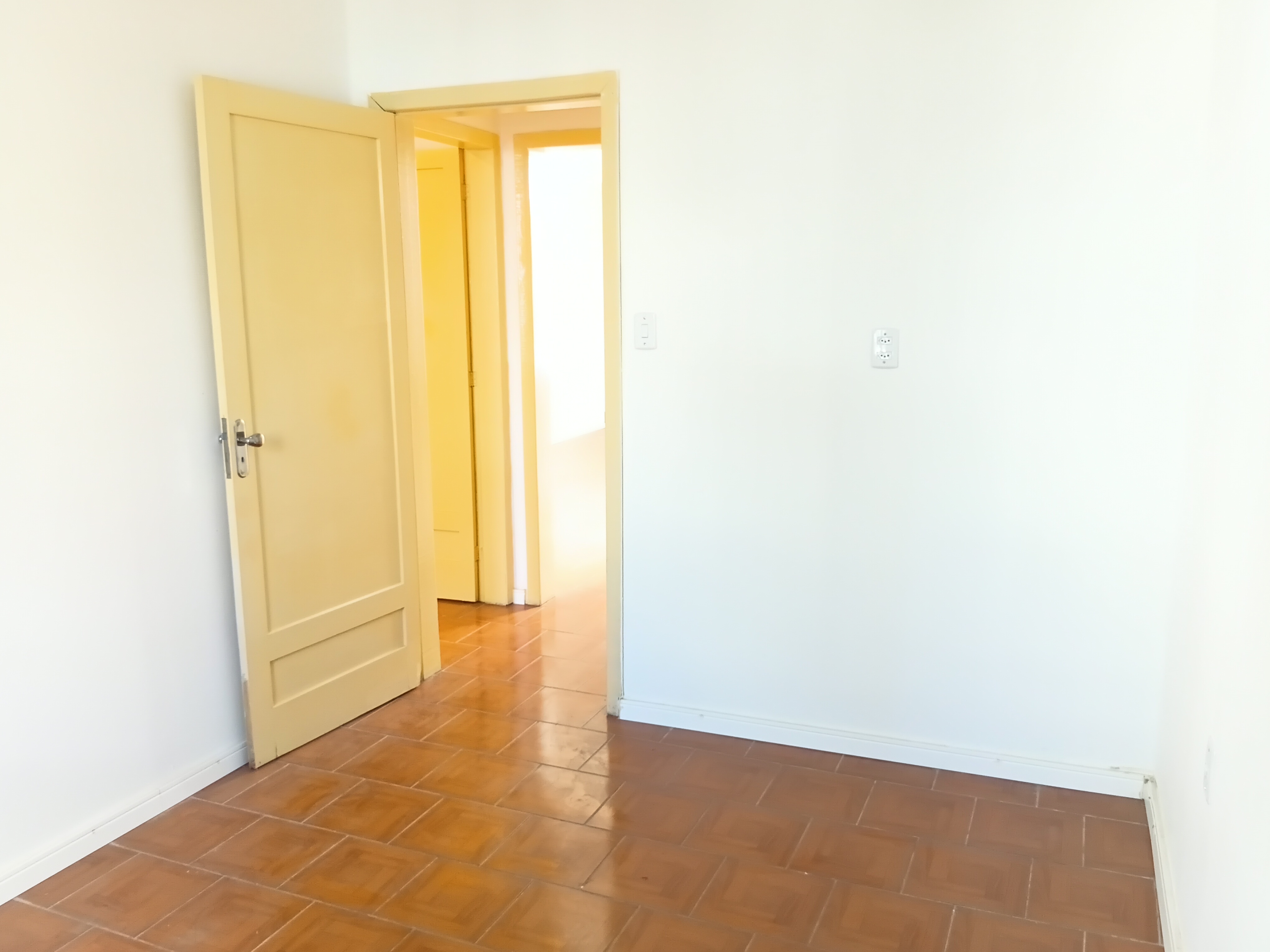 Apartamento para alugar com 50m², 2 quartos no bairro Menino Deus em Porto Alegre - Foto 7