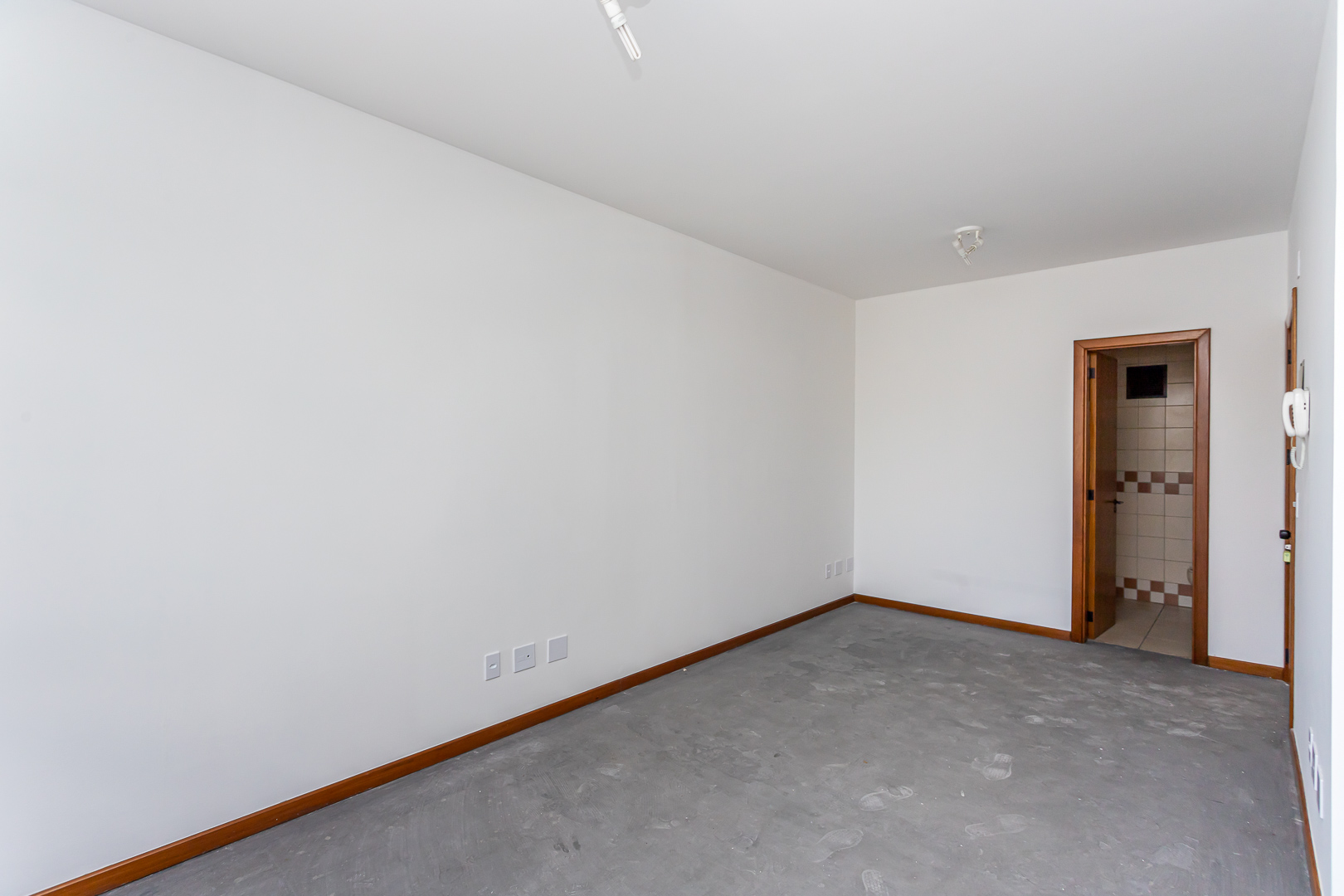 Sala para alugar com 27m² no bairro Tristeza em Porto Alegre - Foto 5
