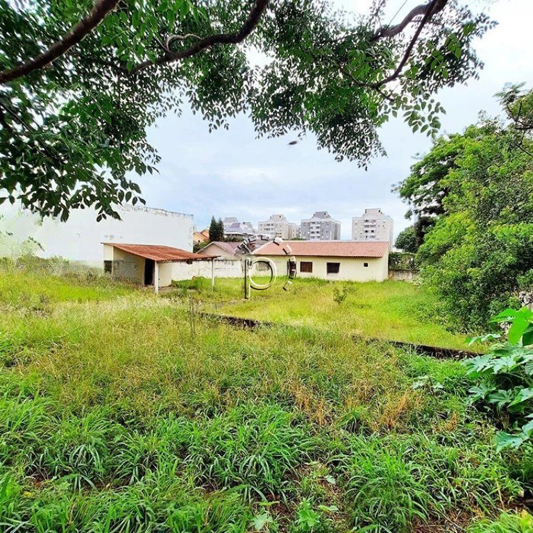 Terreno à venda com 360m² no bairro Cristal em Porto Alegre - Foto 5
