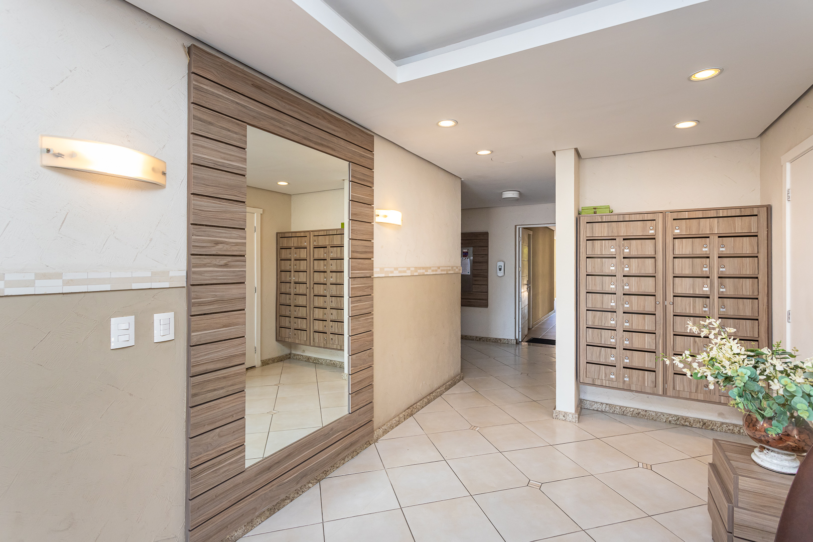 Apartamento à venda com 106m², 3 quartos no bairro Tristeza em Porto Alegre - Foto 2