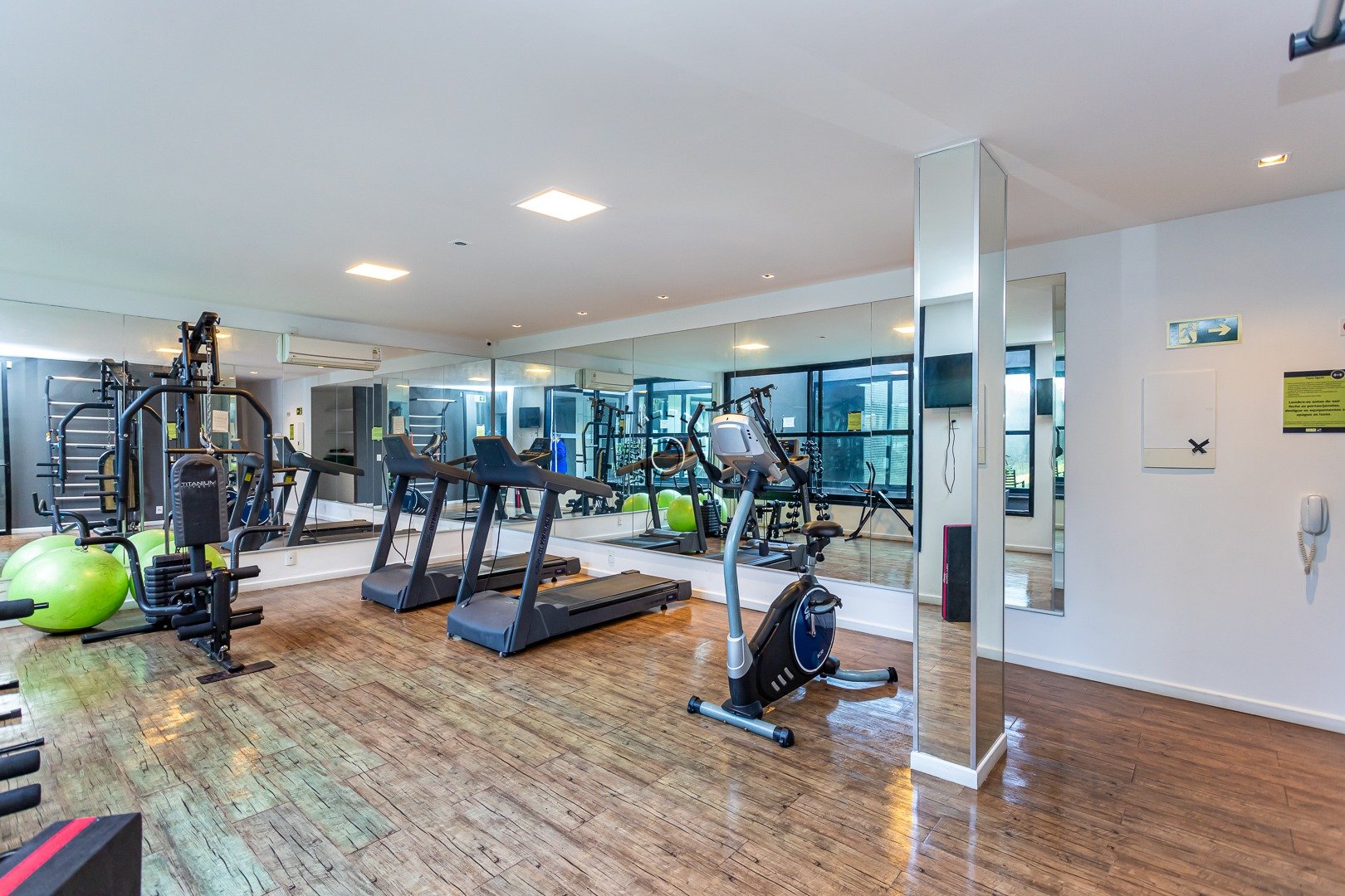 Apartamento à venda com 110m², 3 quartos, 2 vagas no bairro Camaquã em Porto Alegre - Foto 25