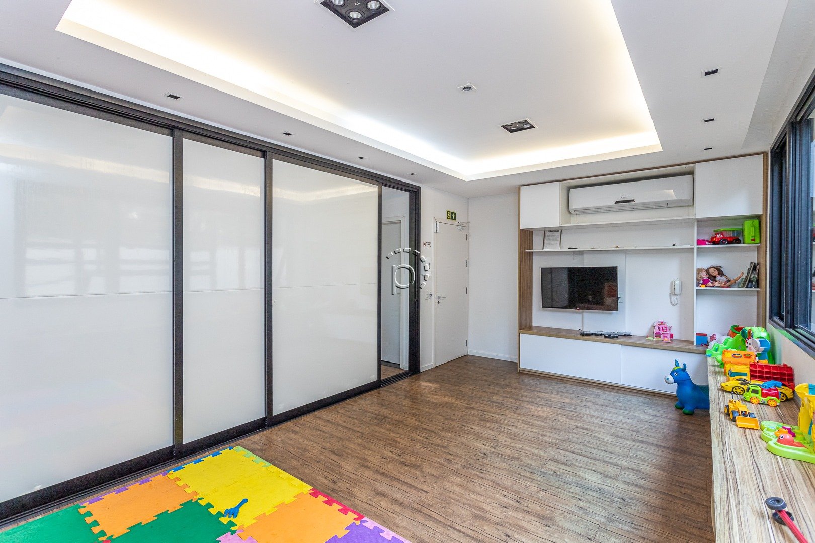 Apartamento à venda com 110m², 3 quartos, 2 vagas no bairro Camaquã em Porto Alegre - Foto 34