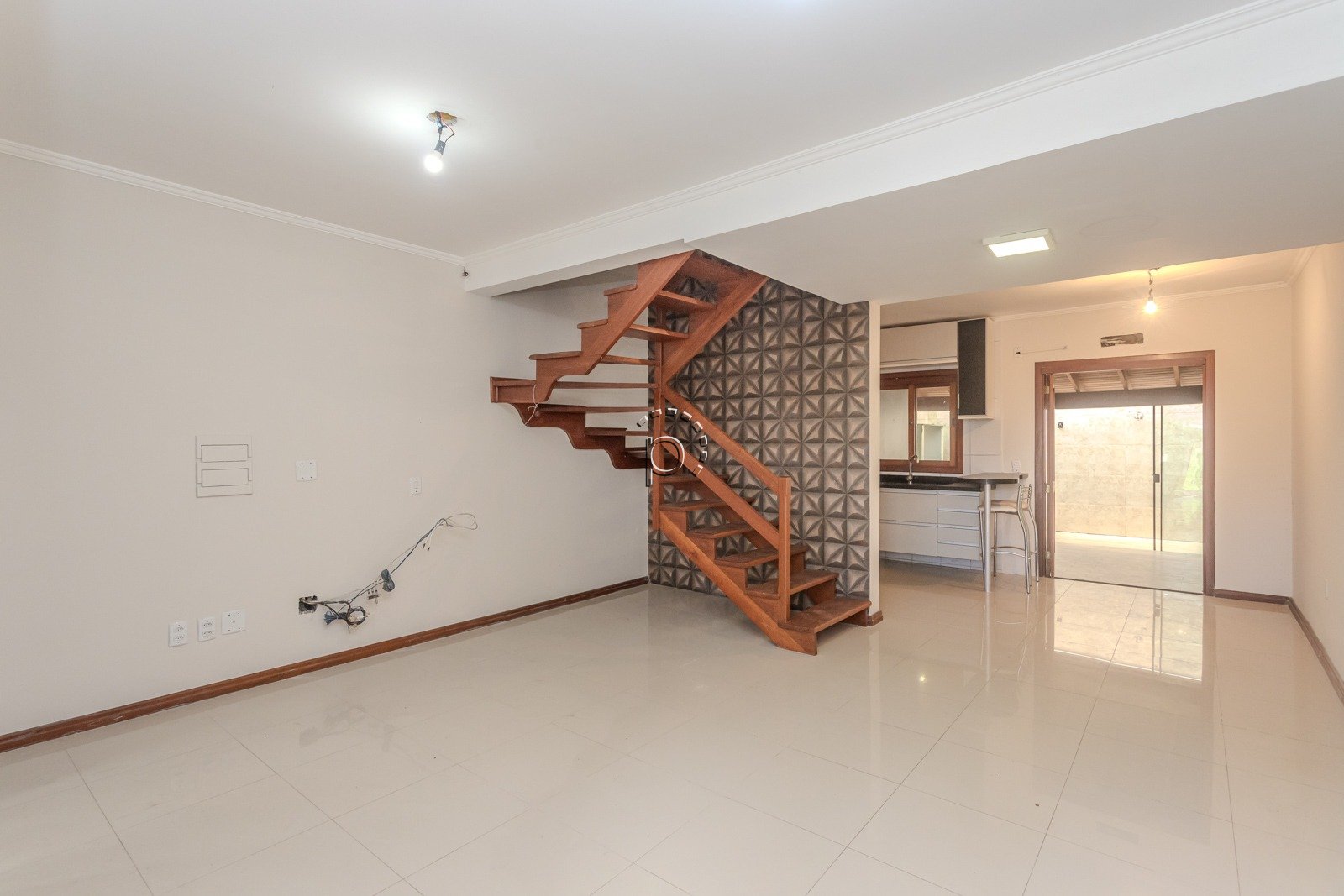 Casa em Condomínio para alugar com 140m², 2 quartos, 1 suíte, 2 vagas no bairro Hípica em Porto Alegre - Foto 3