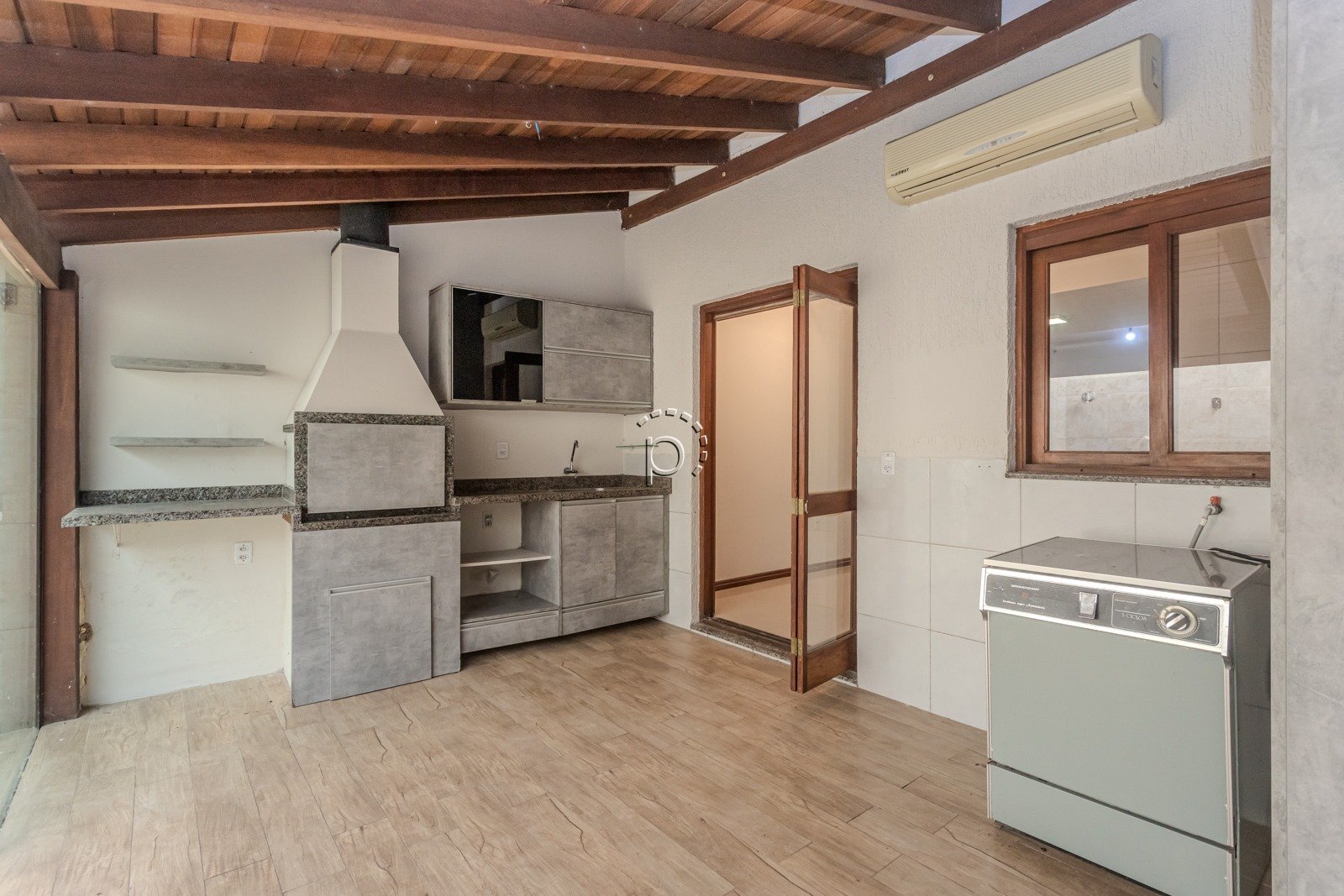 Casa em Condomínio para alugar com 140m², 2 quartos, 1 suíte, 2 vagas no bairro Hípica em Porto Alegre - Foto 13