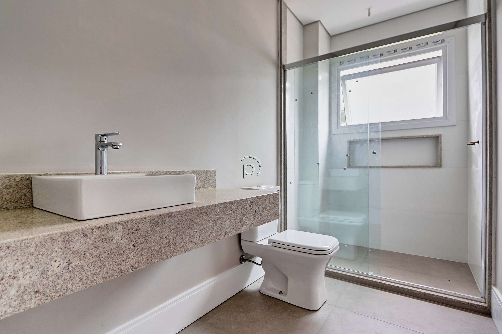 Casa em Condomínio à venda com 303m², 3 quartos, 3 suítes, 4 vagas no bairro Alphaville em Porto Alegre - Foto 32