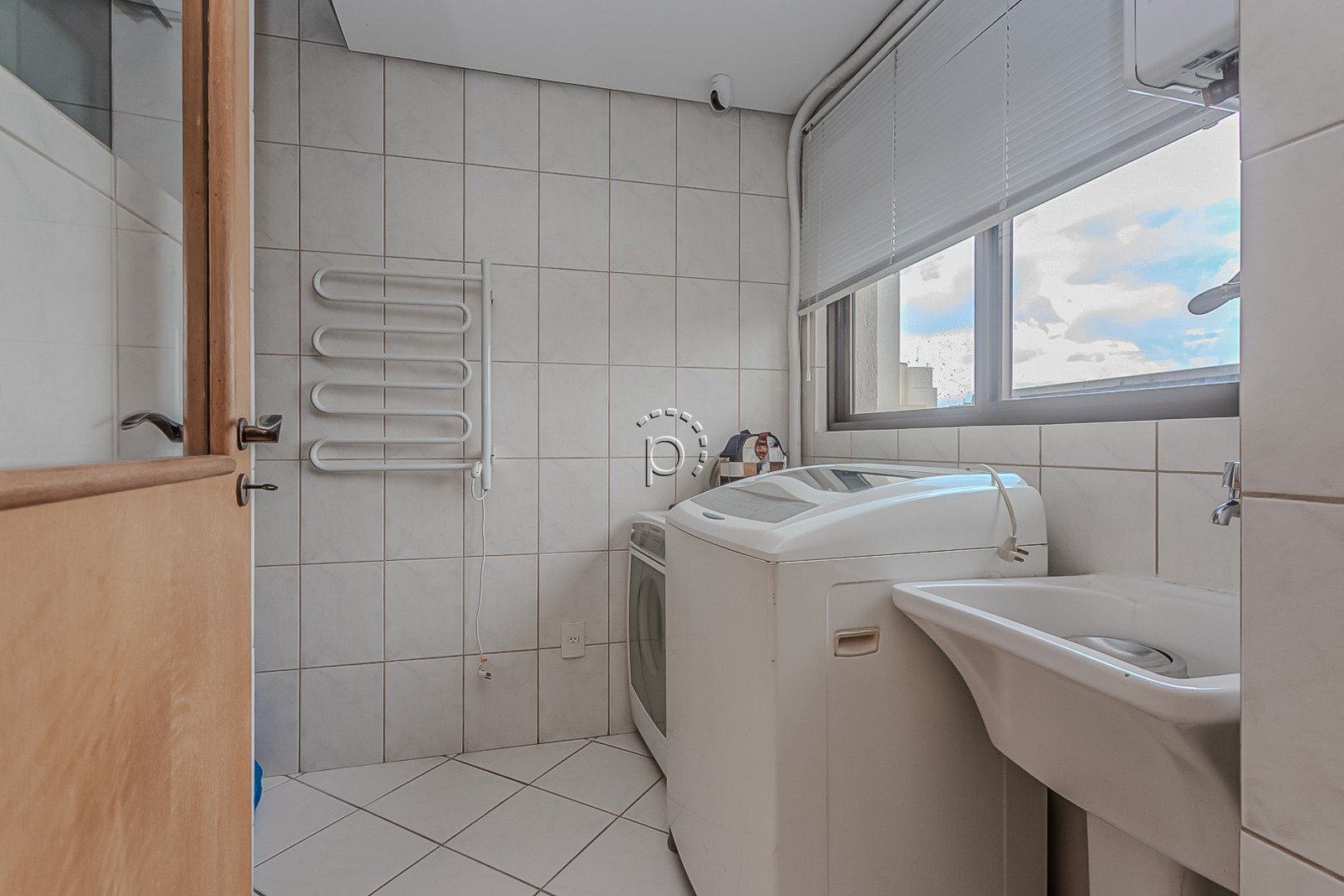 Apartamento à venda com 136m², 3 quartos, 1 suíte no bairro Tristeza em Porto Alegre - Foto 16