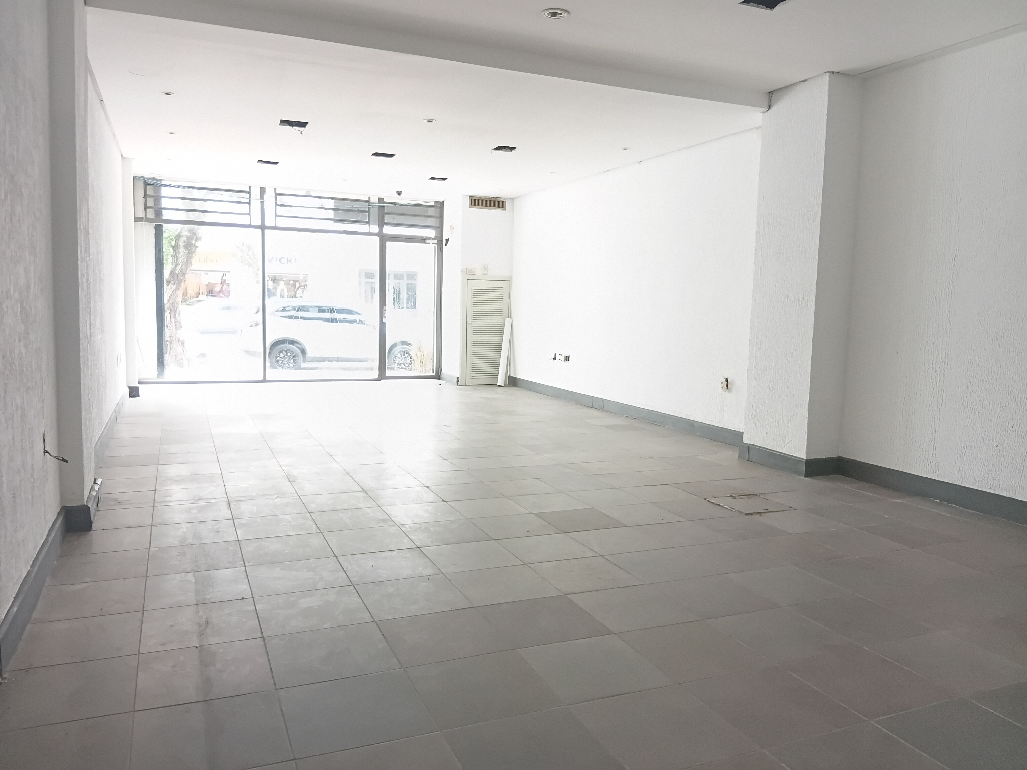 Loja para alugar com 156m² no bairro Menino Deus em Porto Alegre - Foto 9