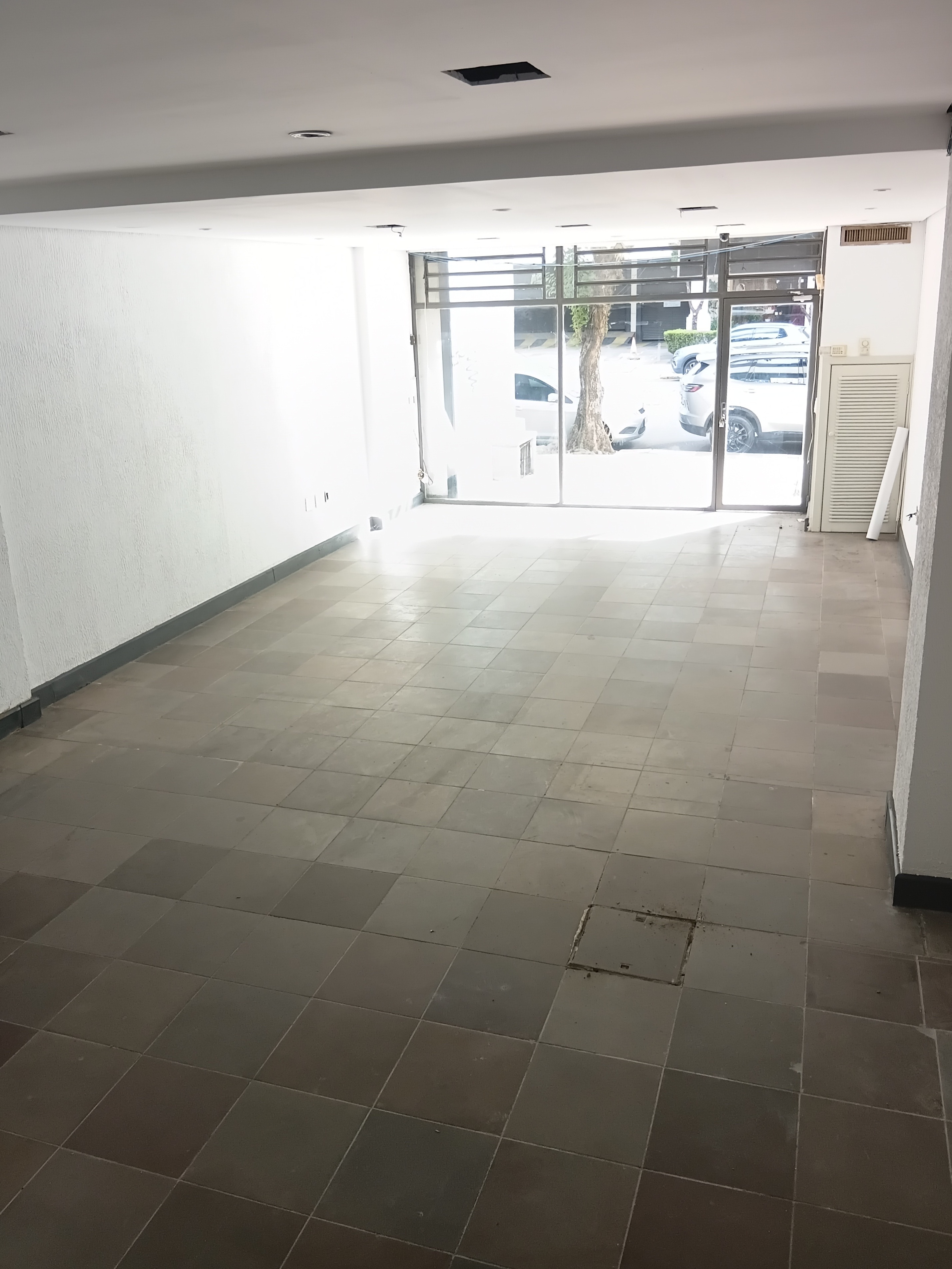 Loja para alugar com 156m² no bairro Menino Deus em Porto Alegre - Foto 13