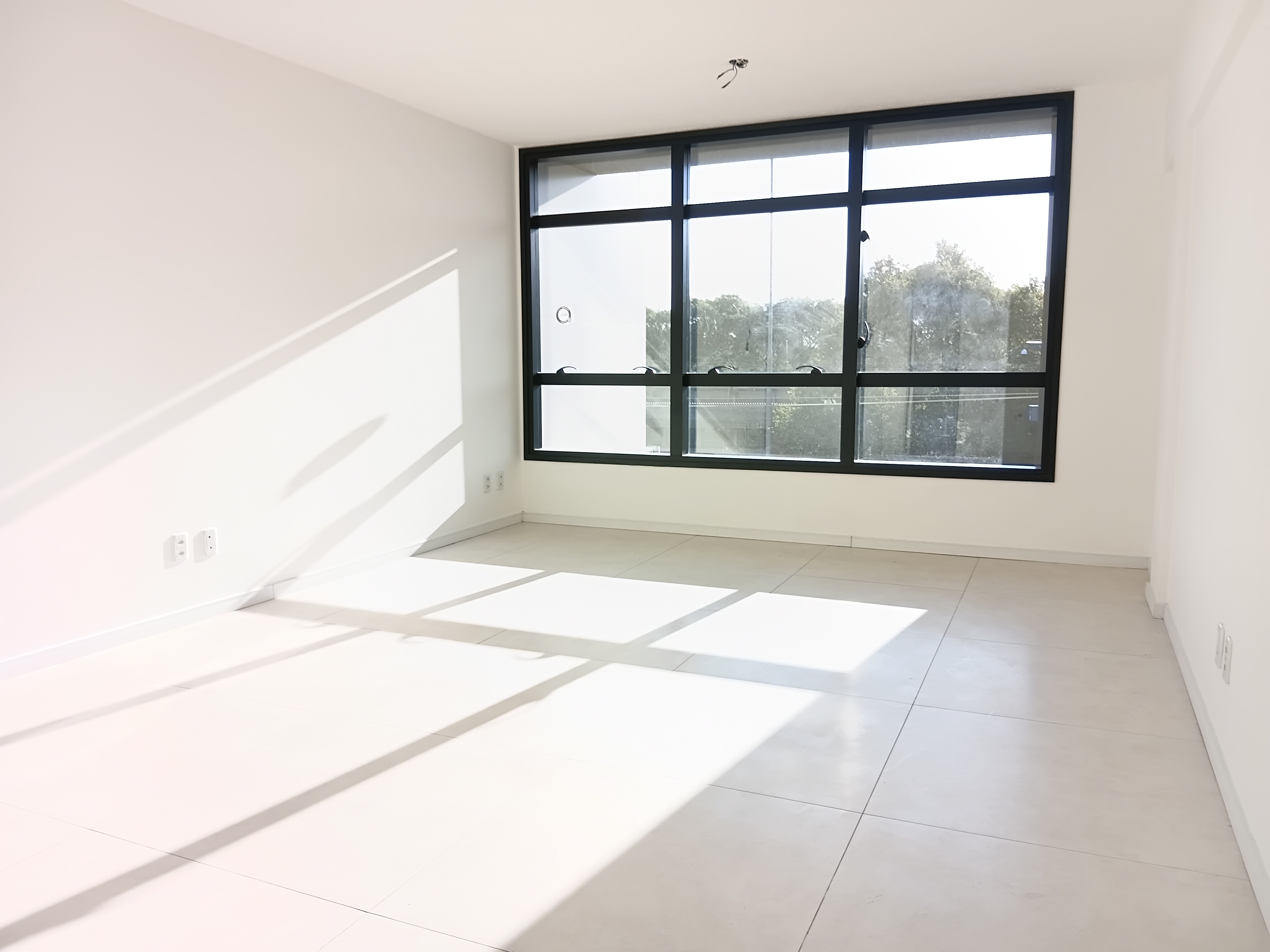 Sala para alugar com 37m², 1 vaga no bairro Praia de Belas em Porto Alegre - Foto 7