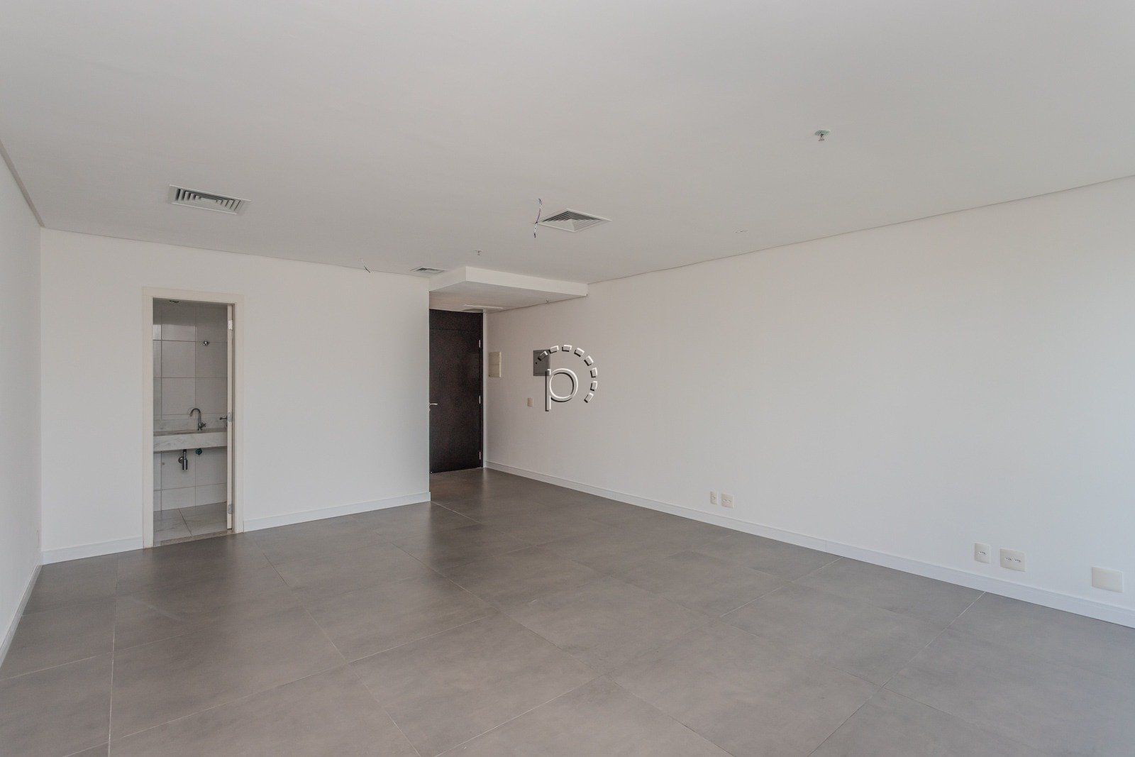 Sala para alugar com 41m², 1 vaga no bairro Cristal em Porto Alegre - Foto 7