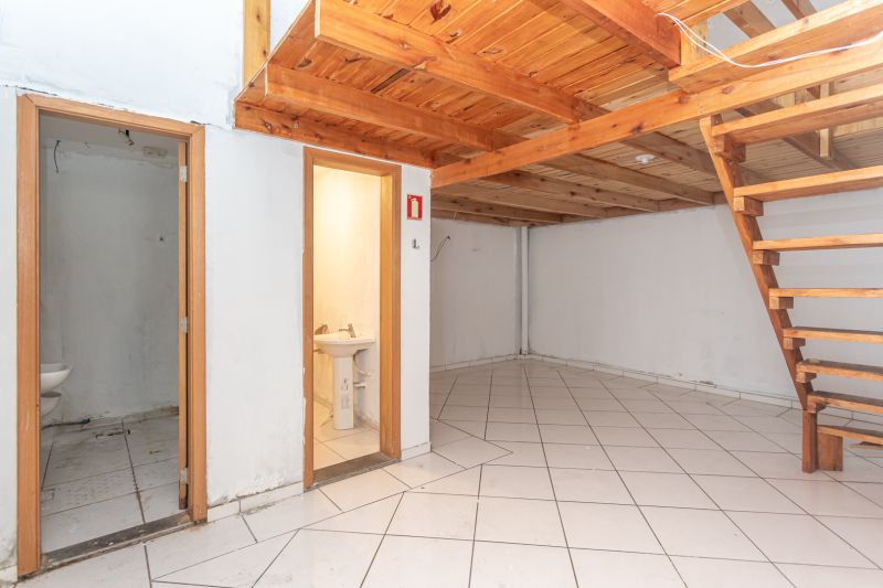 Loja para alugar com 126m² no bairro Tristeza em Porto Alegre - Foto 12