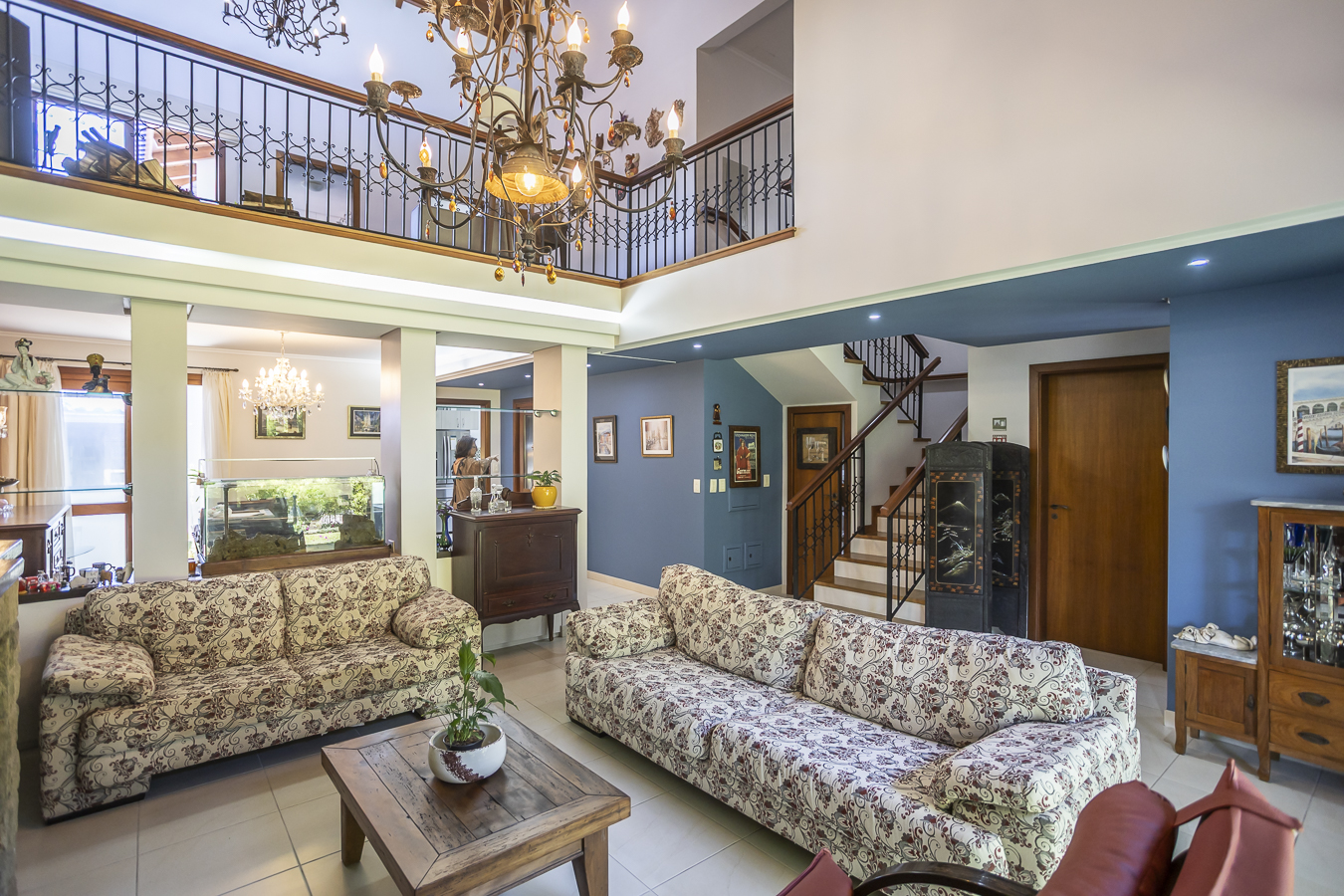 Casa à venda com 293m², 4 quartos, 1 suíte, 6 vagas no bairro Jardim Isabel em Porto Alegre - Foto 4