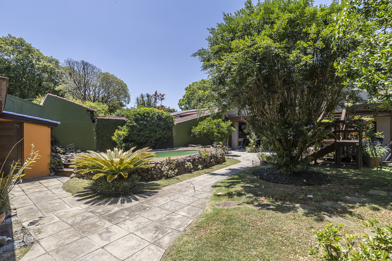 Casa à venda com 293m², 4 quartos, 1 suíte, 6 vagas no bairro Jardim Isabel em Porto Alegre - Foto 13