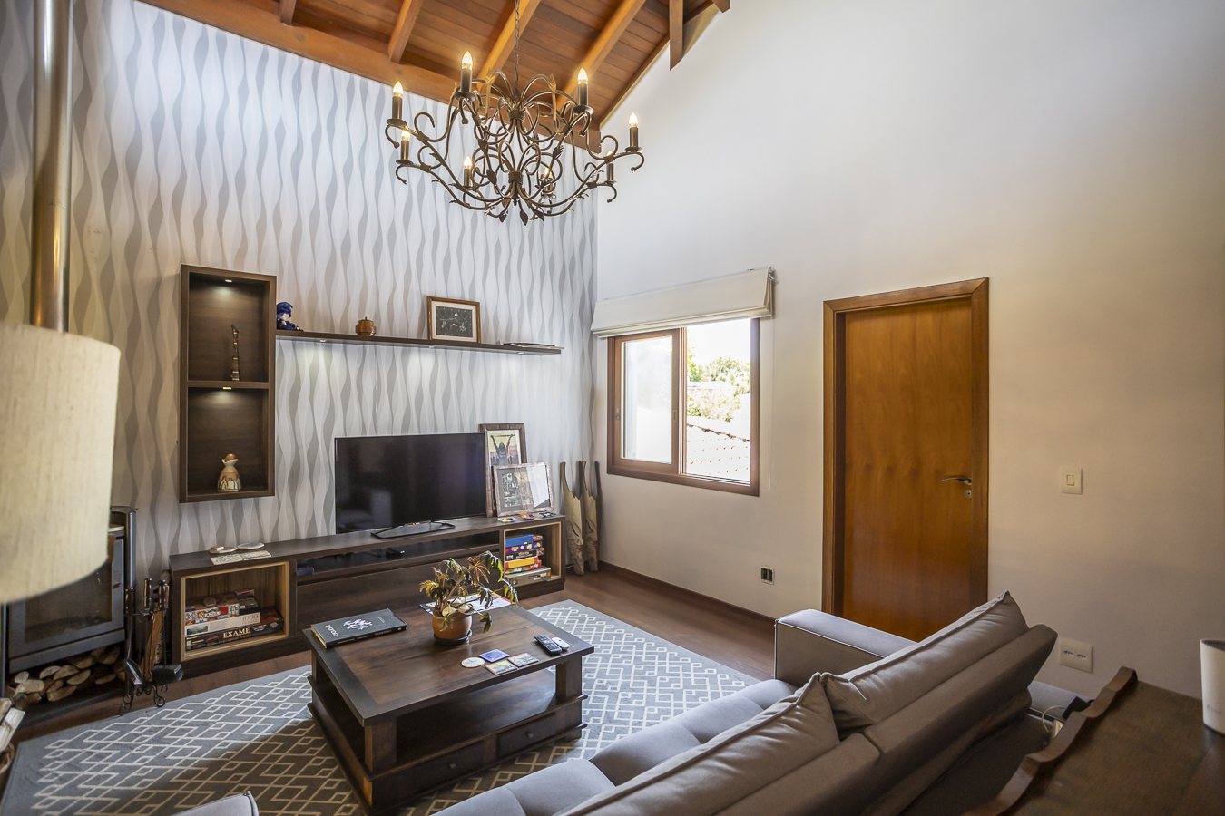 Casa à venda com 293m², 4 quartos, 1 suíte, 6 vagas no bairro Jardim Isabel em Porto Alegre - Foto 18