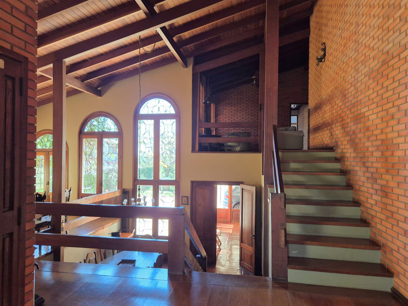 Casa à venda com 354m², 5 quartos, 1 suíte, 10 vagas no bairro Cristal em Porto Alegre - Foto 14