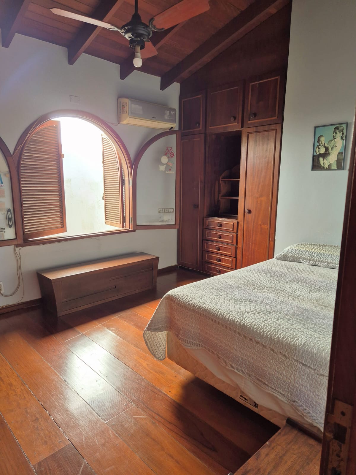 Casa à venda com 354m², 5 quartos, 1 suíte, 10 vagas no bairro Cristal em Porto Alegre - Foto 25