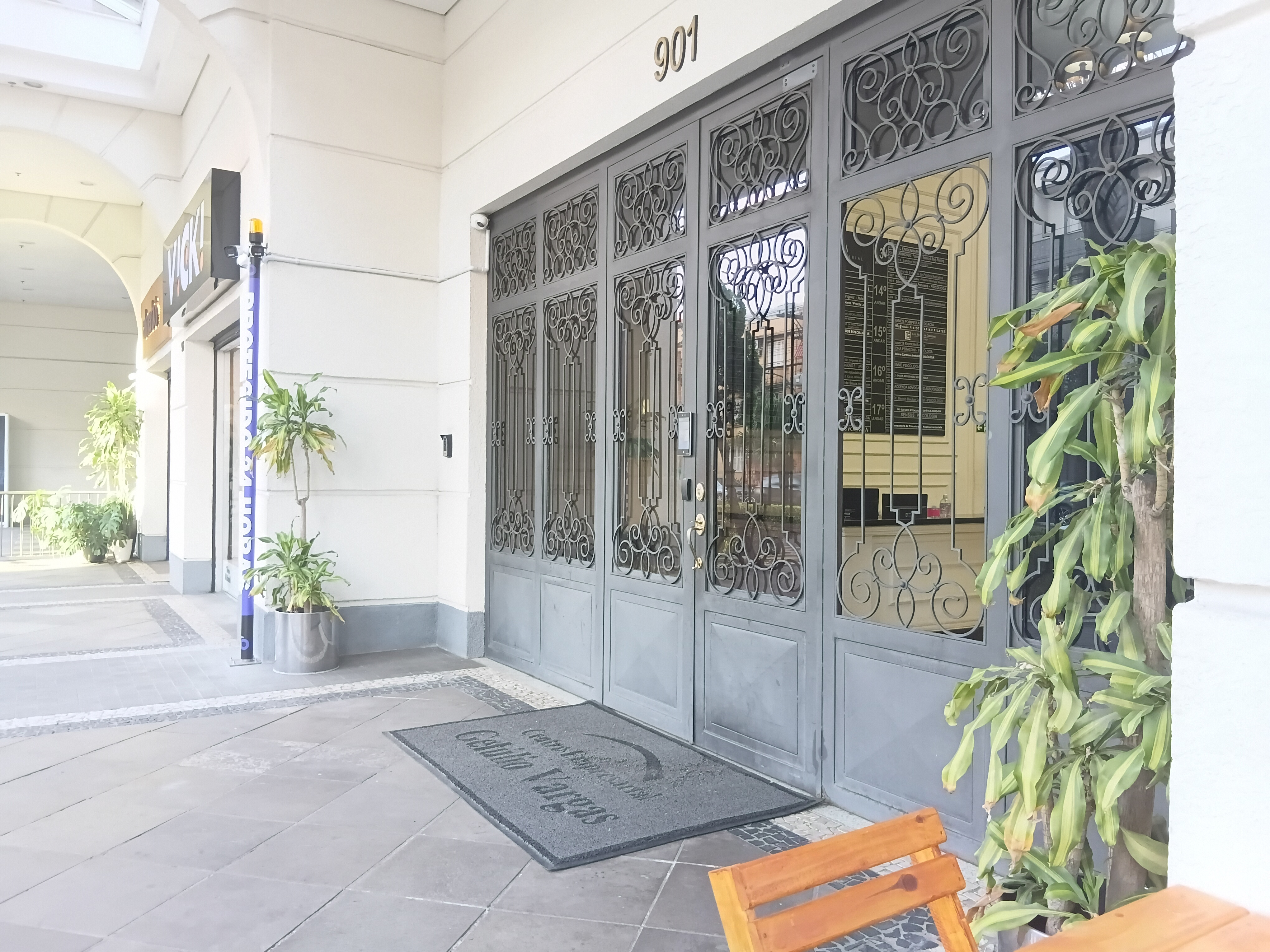 Sala para alugar com 33m², 1 vaga no bairro Menino Deus em Porto Alegre - Foto 18
