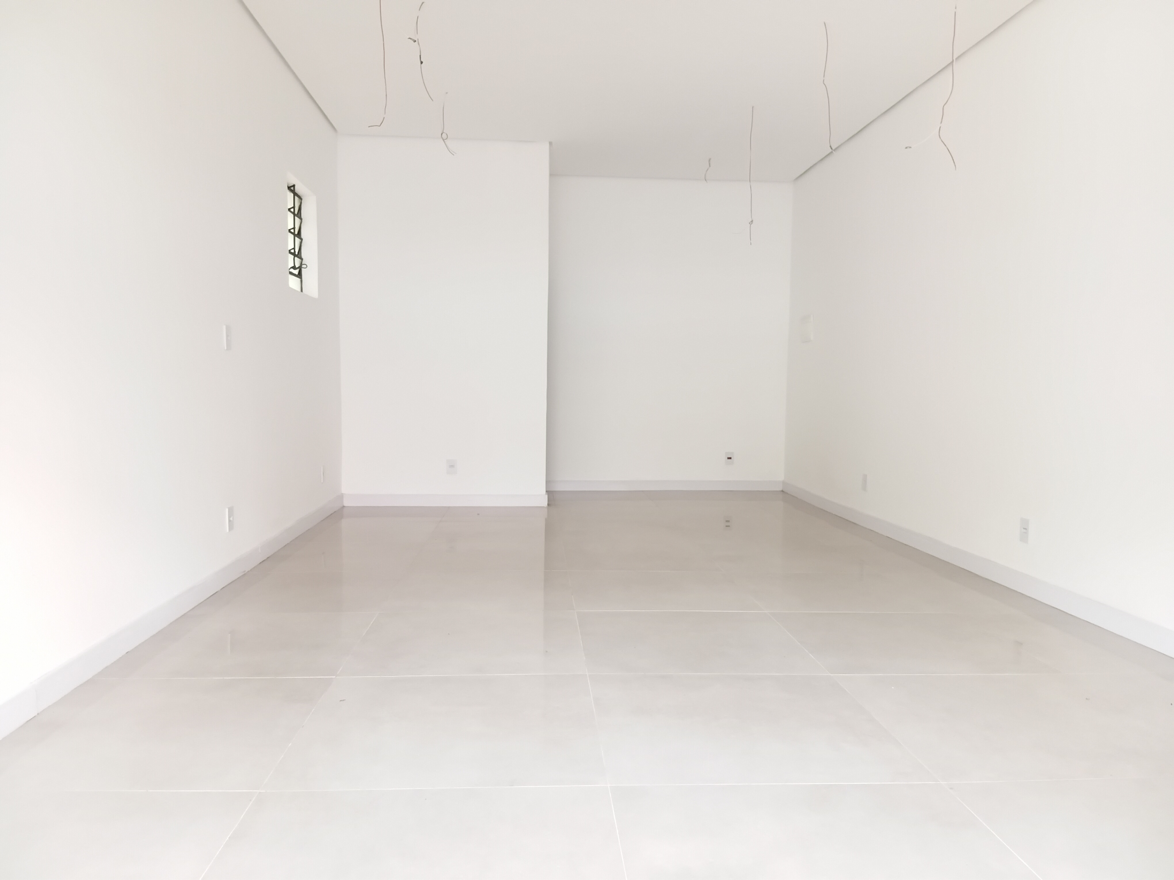 Loja para alugar com 34m² no bairro Menino Deus em Porto Alegre - Foto 4