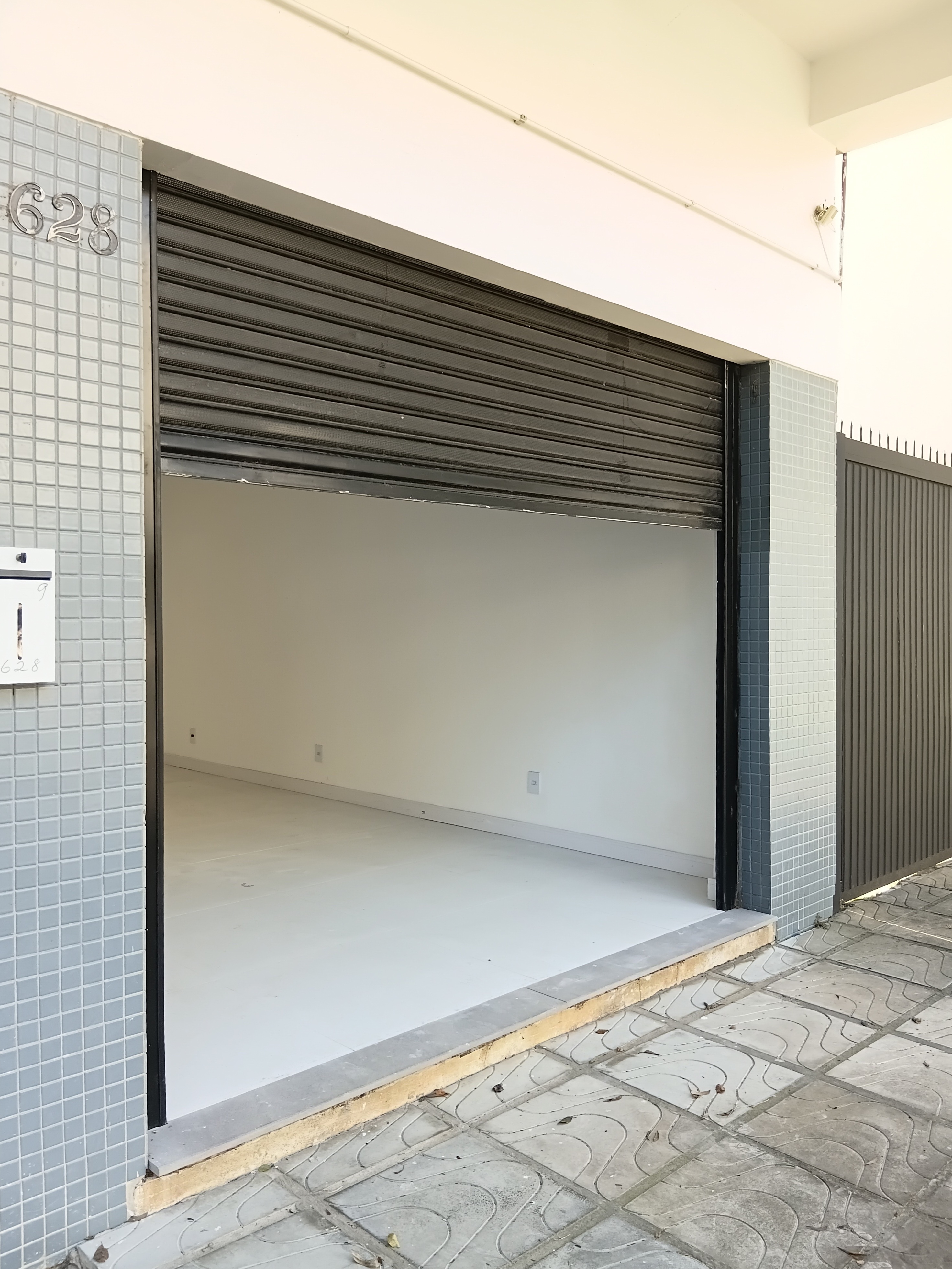 Loja para alugar com 58m² no bairro Menino Deus em Porto Alegre - Foto 3