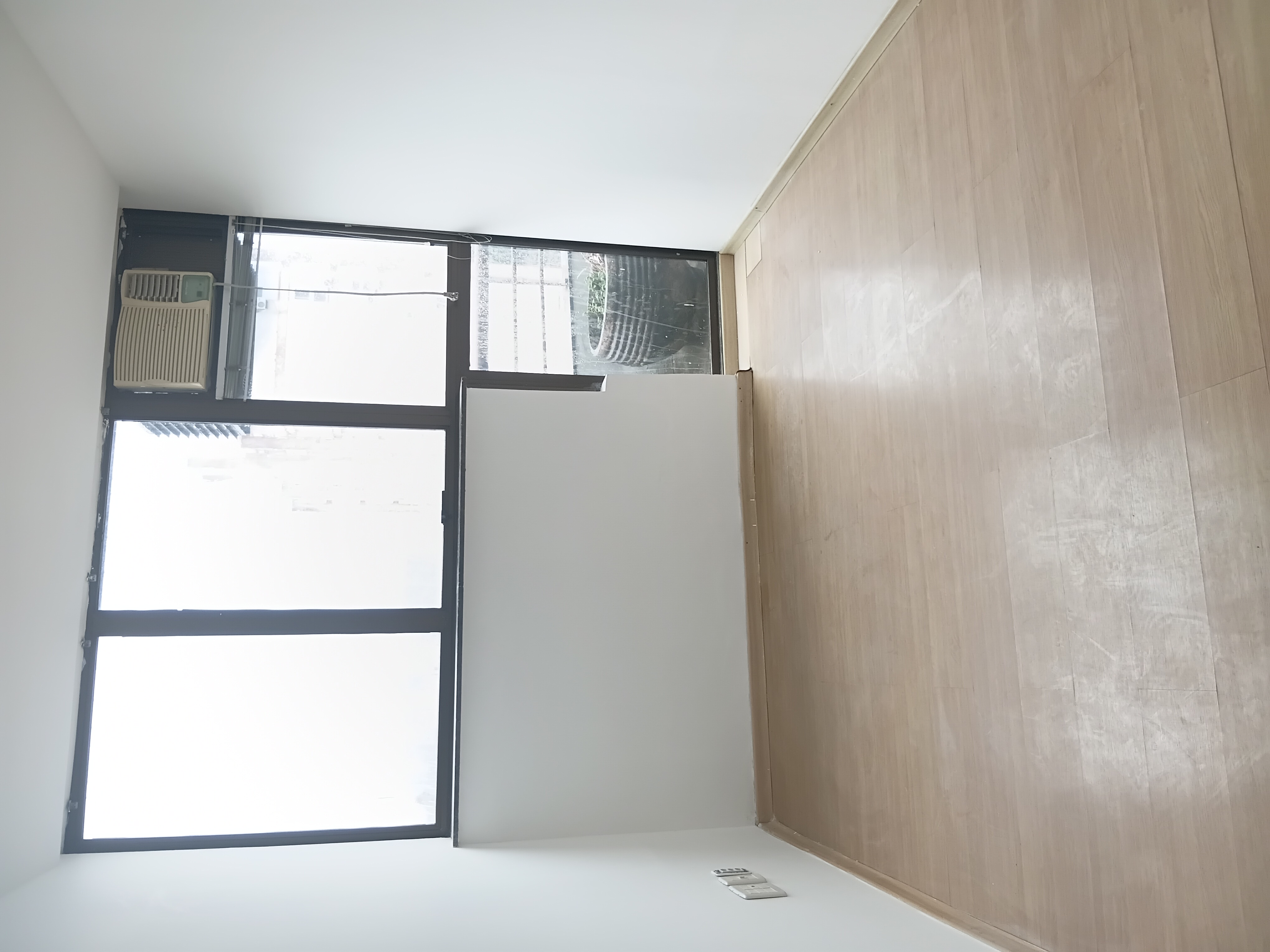 Sala para alugar com 102m² no bairro Menino Deus em Porto Alegre - Foto 2