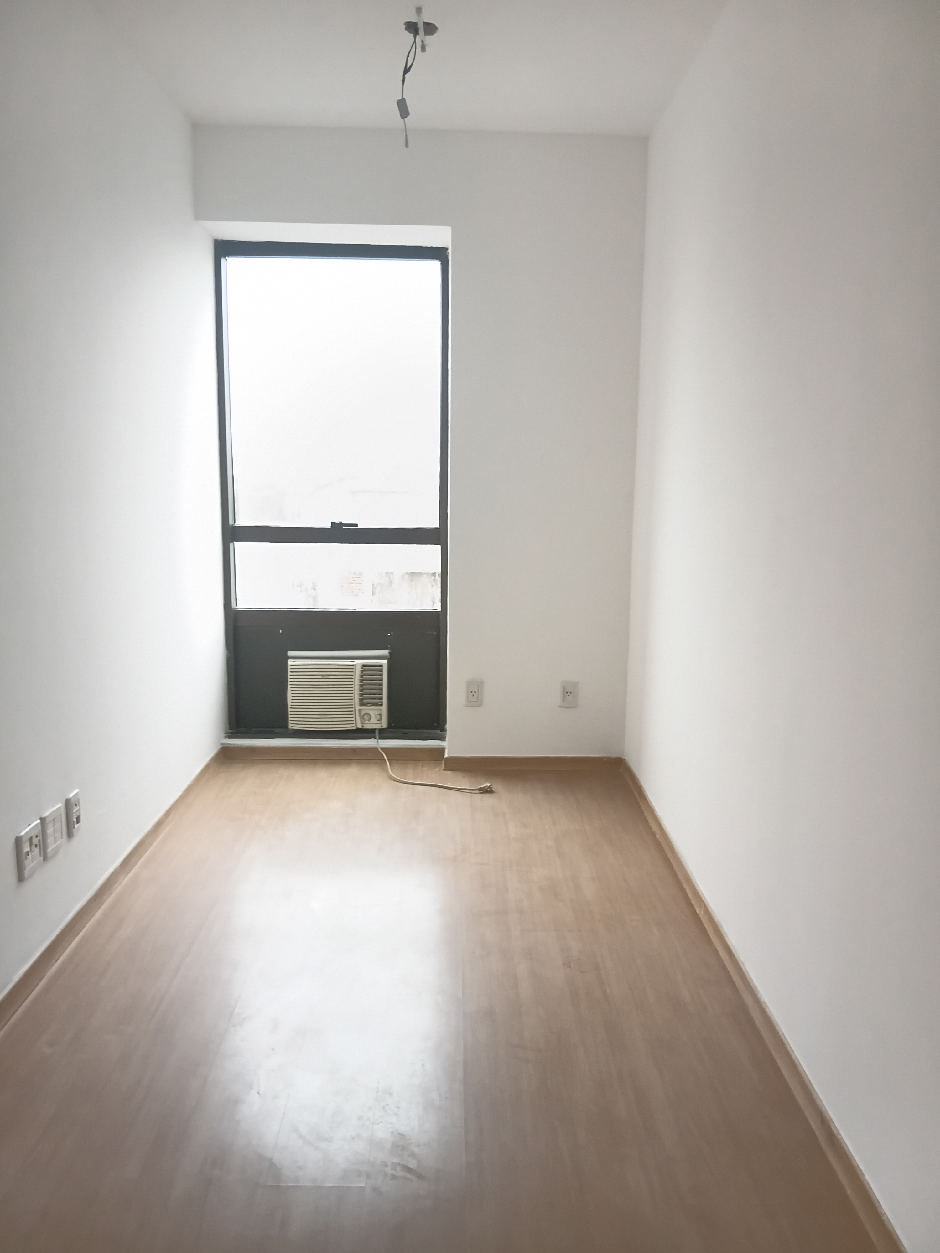 Sala para alugar com 102m² no bairro Menino Deus em Porto Alegre - Foto 4