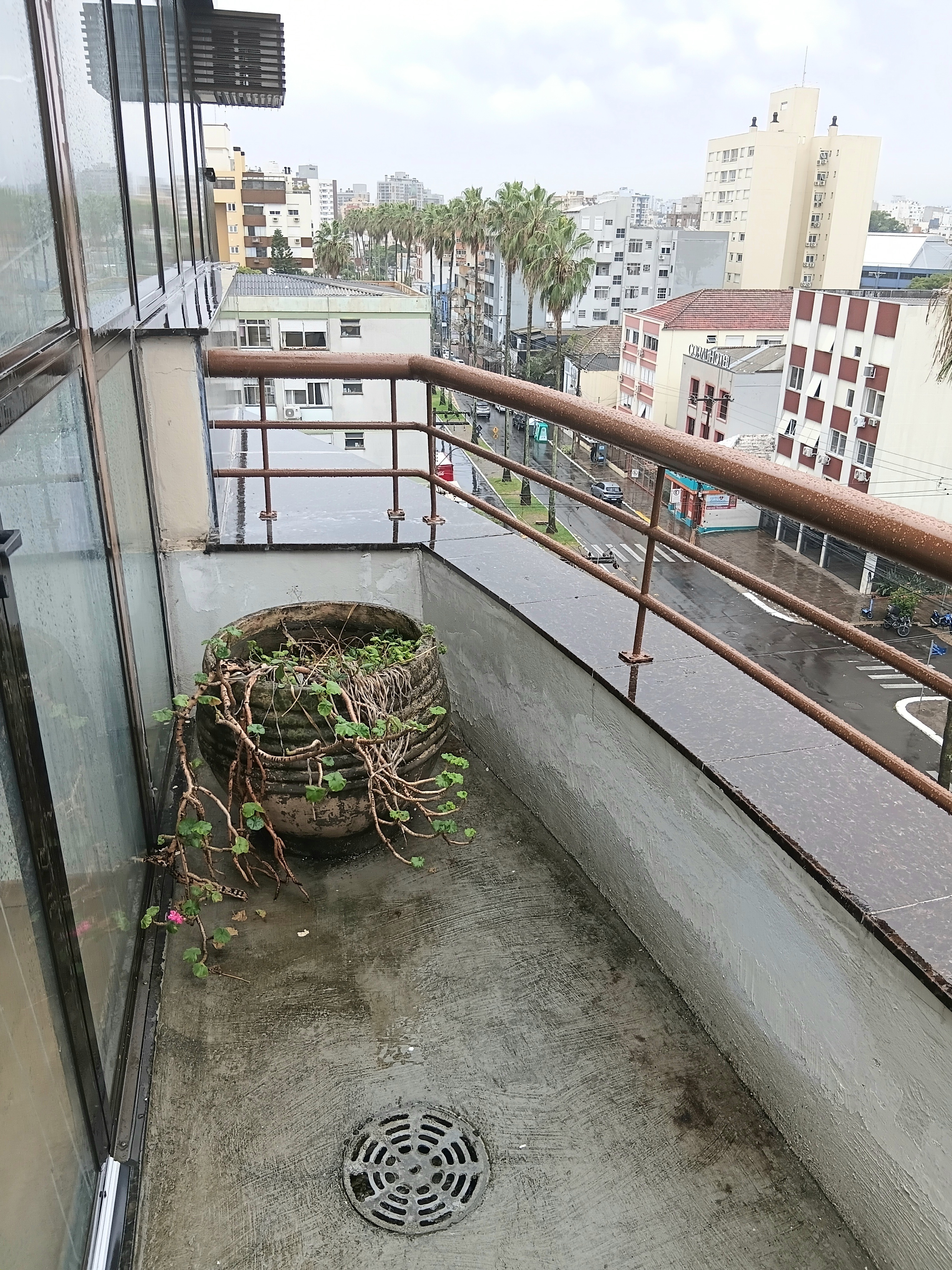 Sala para alugar com 102m² no bairro Menino Deus em Porto Alegre - Foto 13