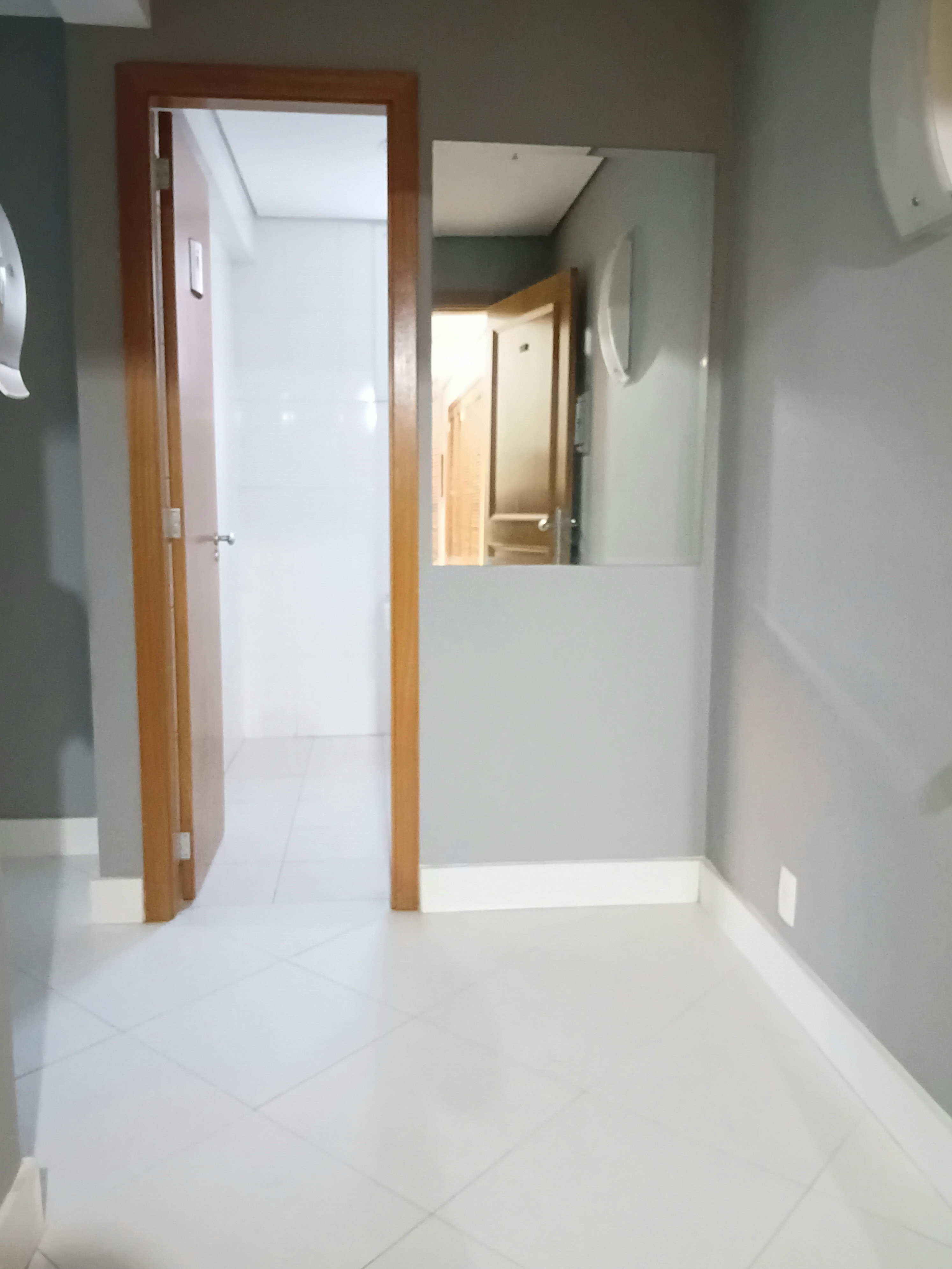 Sala para alugar com 38m², 1 vaga no bairro Menino Deus em Porto Alegre - Foto 6