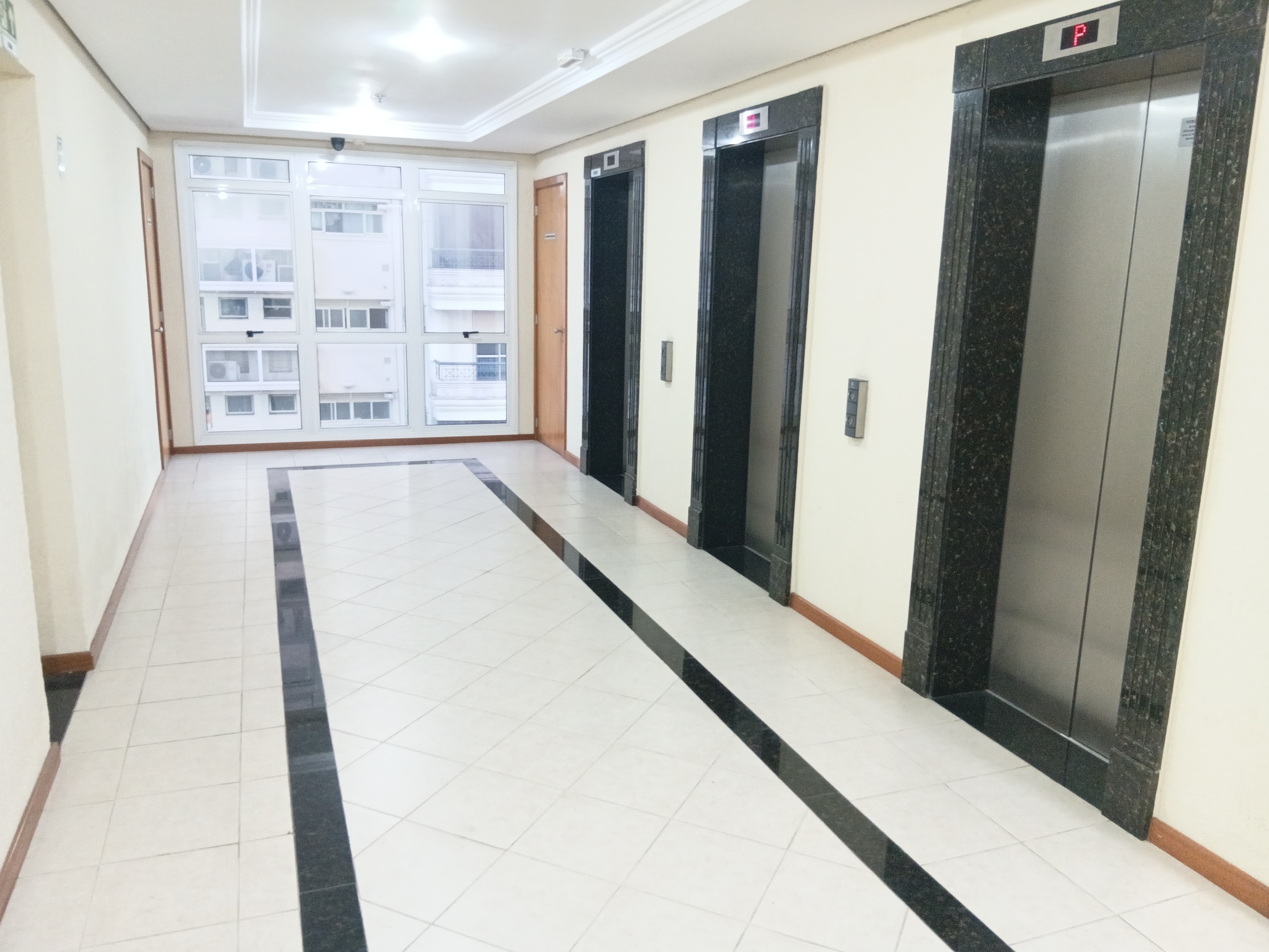 Sala para alugar com 38m², 1 vaga no bairro Menino Deus em Porto Alegre - Foto 18