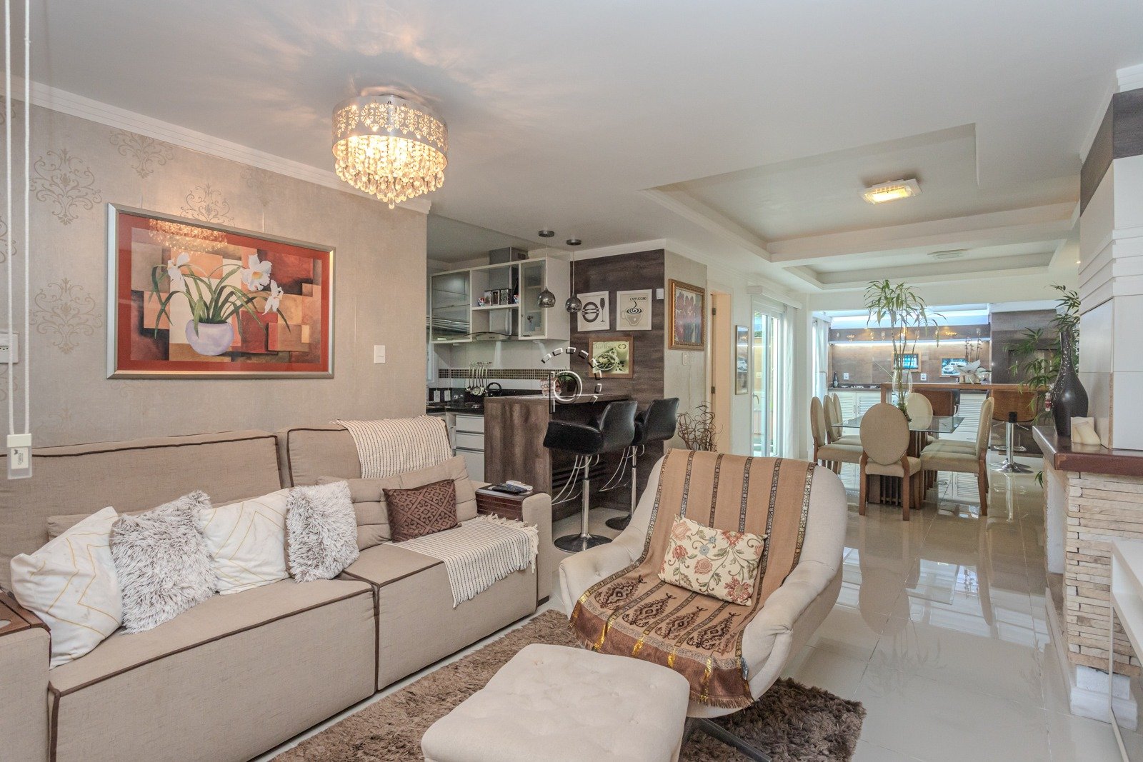 Casa à venda com 190m², 4 quartos, 3 suítes no bairro Jardim Isabel em Porto Alegre - Foto 5