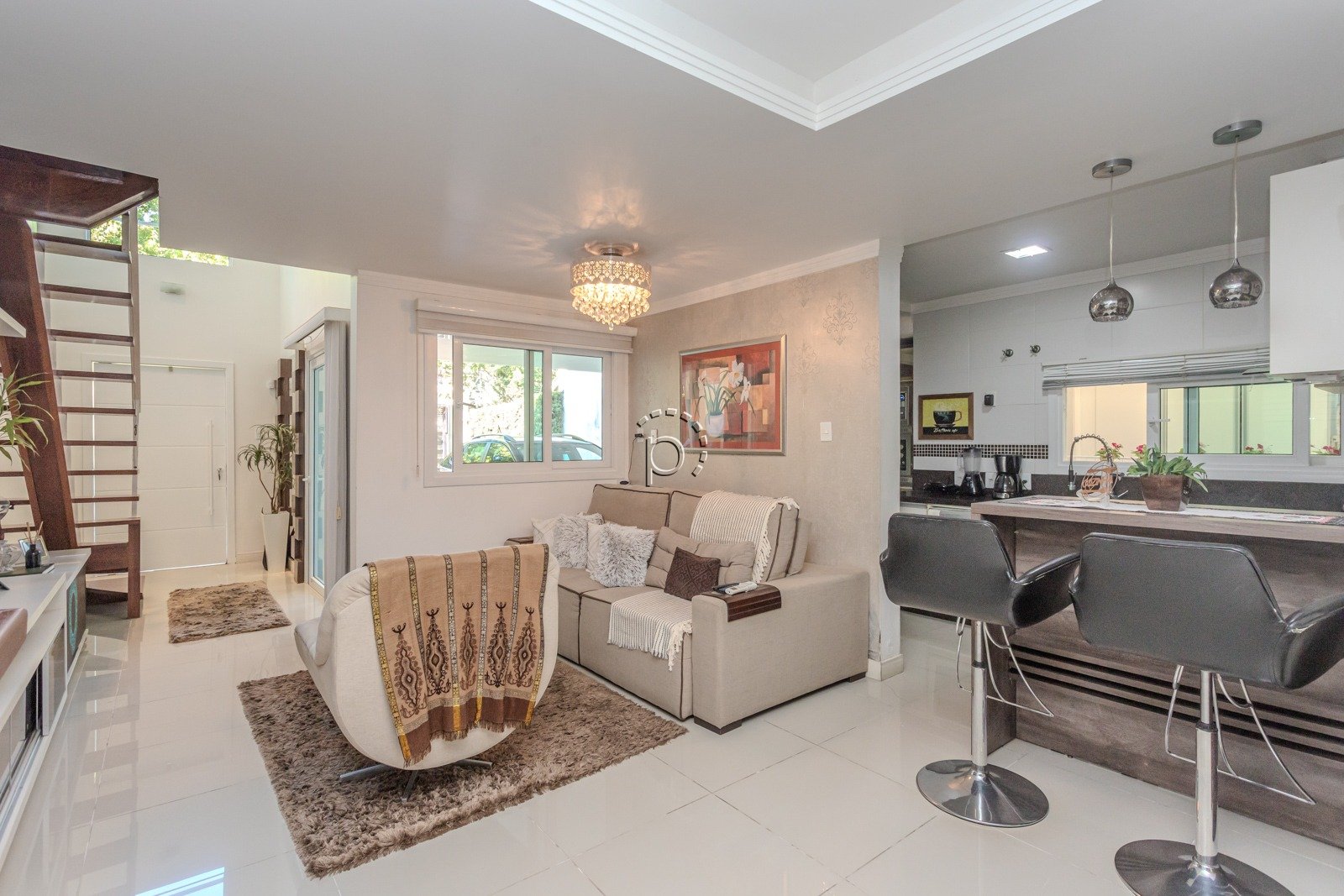 Casa à venda com 190m², 4 quartos, 3 suítes no bairro Jardim Isabel em Porto Alegre - Foto 8