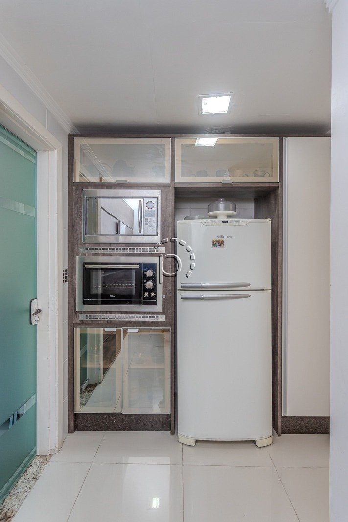 Casa à venda com 190m², 4 quartos, 3 suítes no bairro Jardim Isabel em Porto Alegre - Foto 20