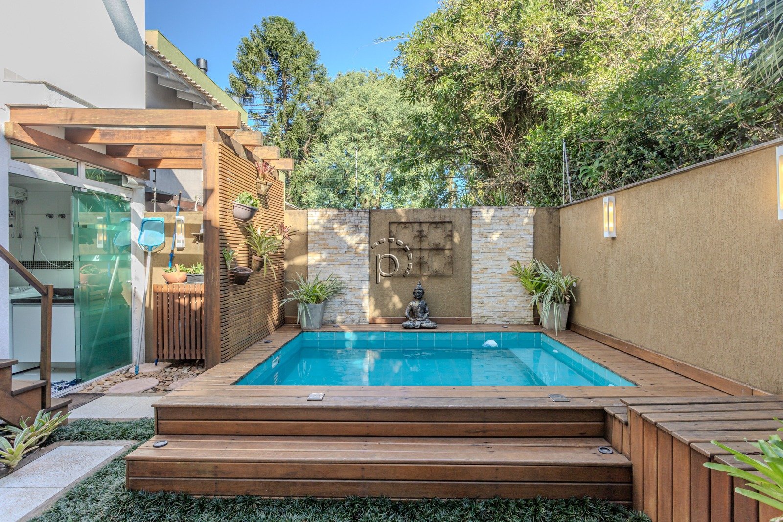 Casa à venda com 190m², 4 quartos, 3 suítes no bairro Jardim Isabel em Porto Alegre - Foto 24