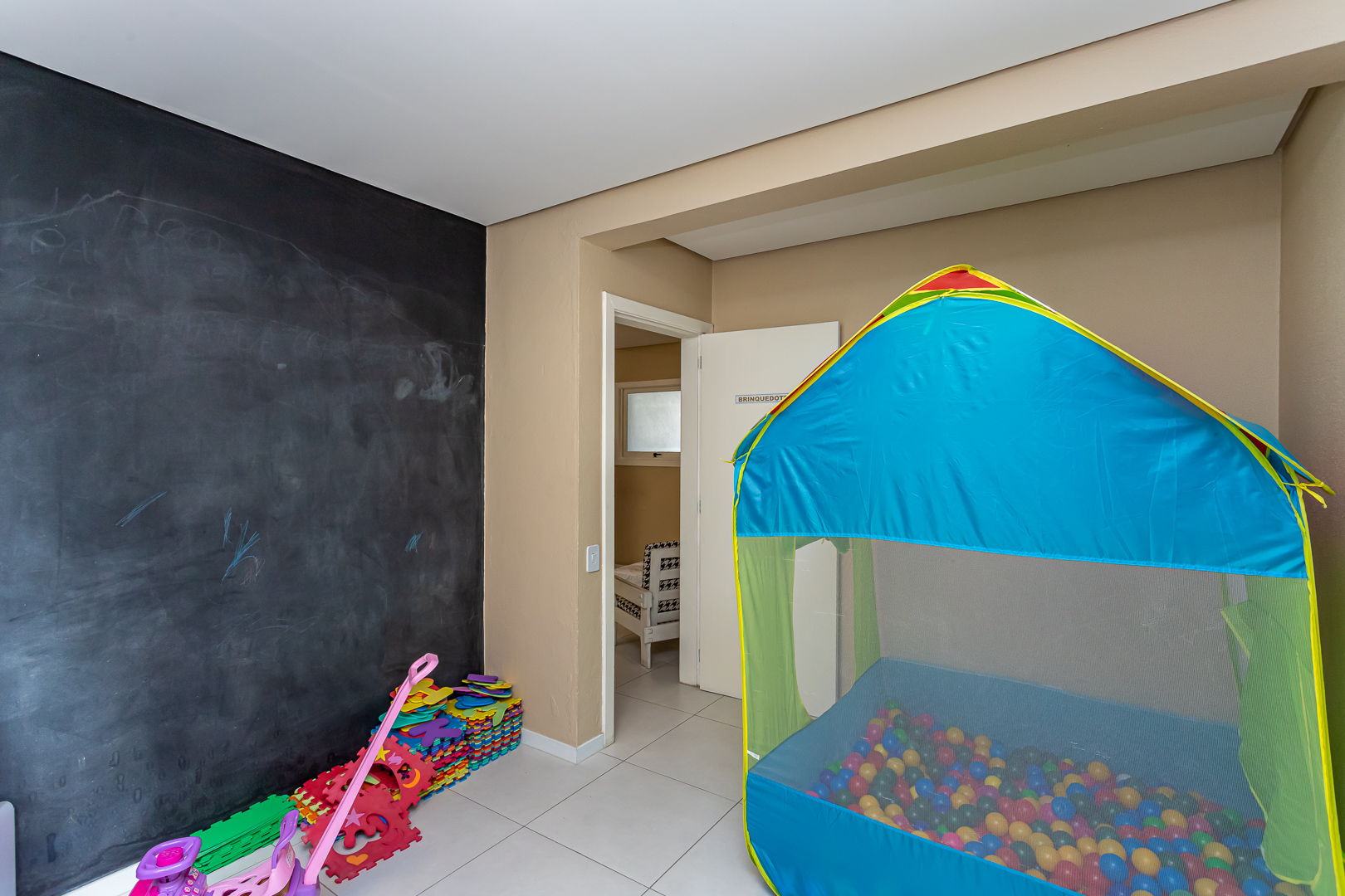 Apartamento à venda com 172m², 3 quartos, 2 vagas no bairro Tristeza em Porto Alegre - Foto 28