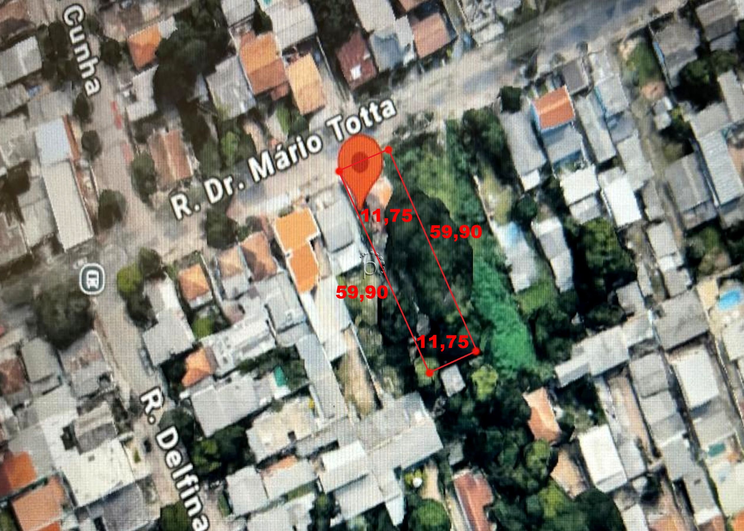 Terreno à venda com 703m² no bairro Camaquã em Porto Alegre