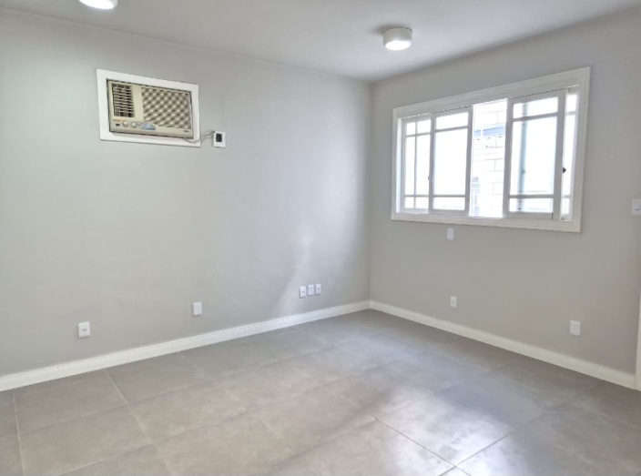 Casa para alugar com 244m², 5 vagas no bairro Menino Deus em Porto Alegre - Foto 4