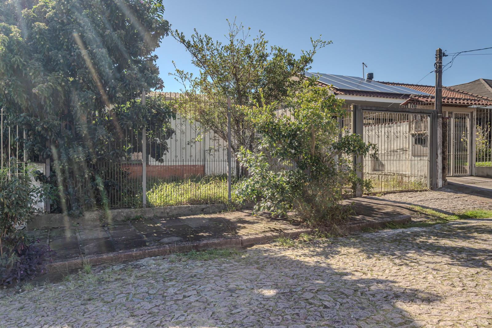 Terreno à venda com 489m² no bairro Tristeza em Porto Alegre