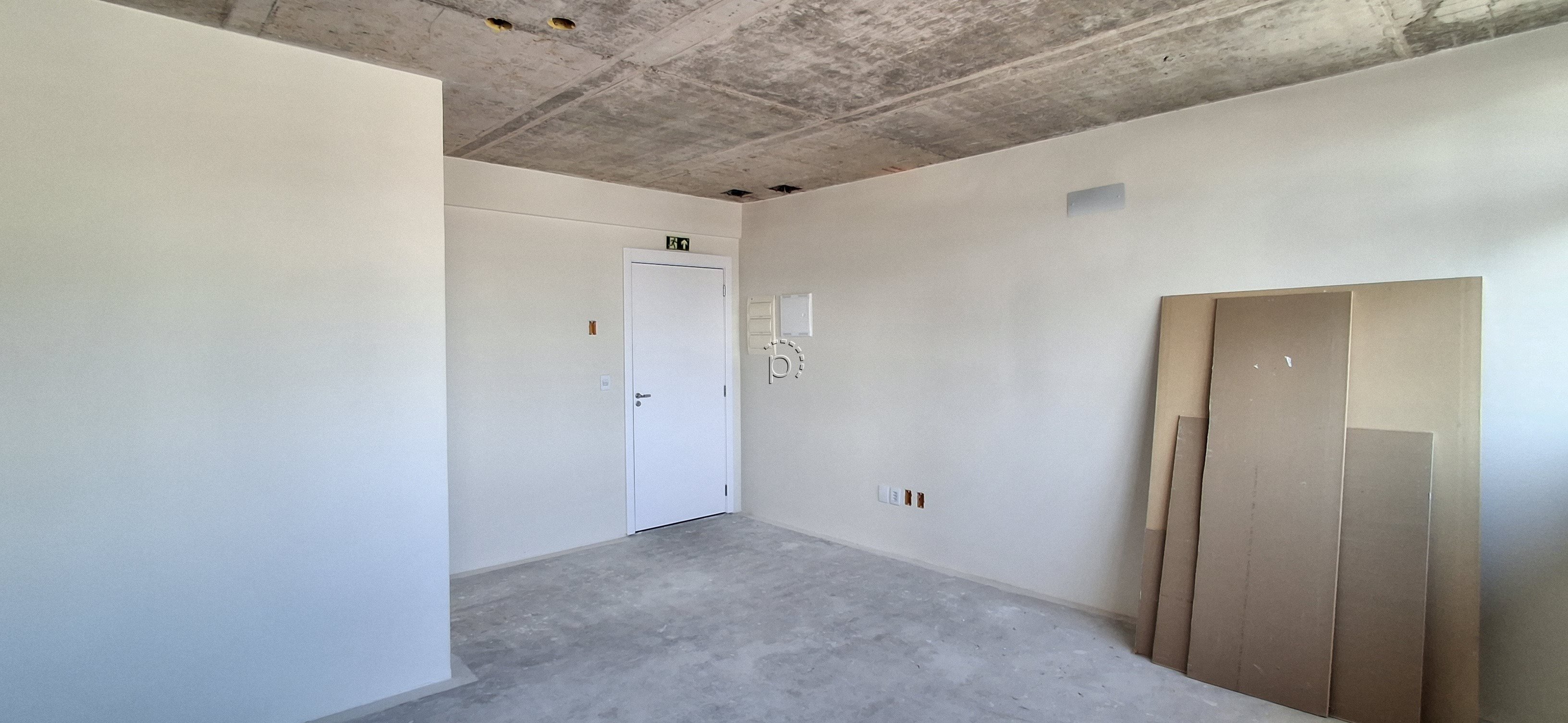 Sala para alugar com 28m² no bairro Menino Deus em Porto Alegre - Foto 5