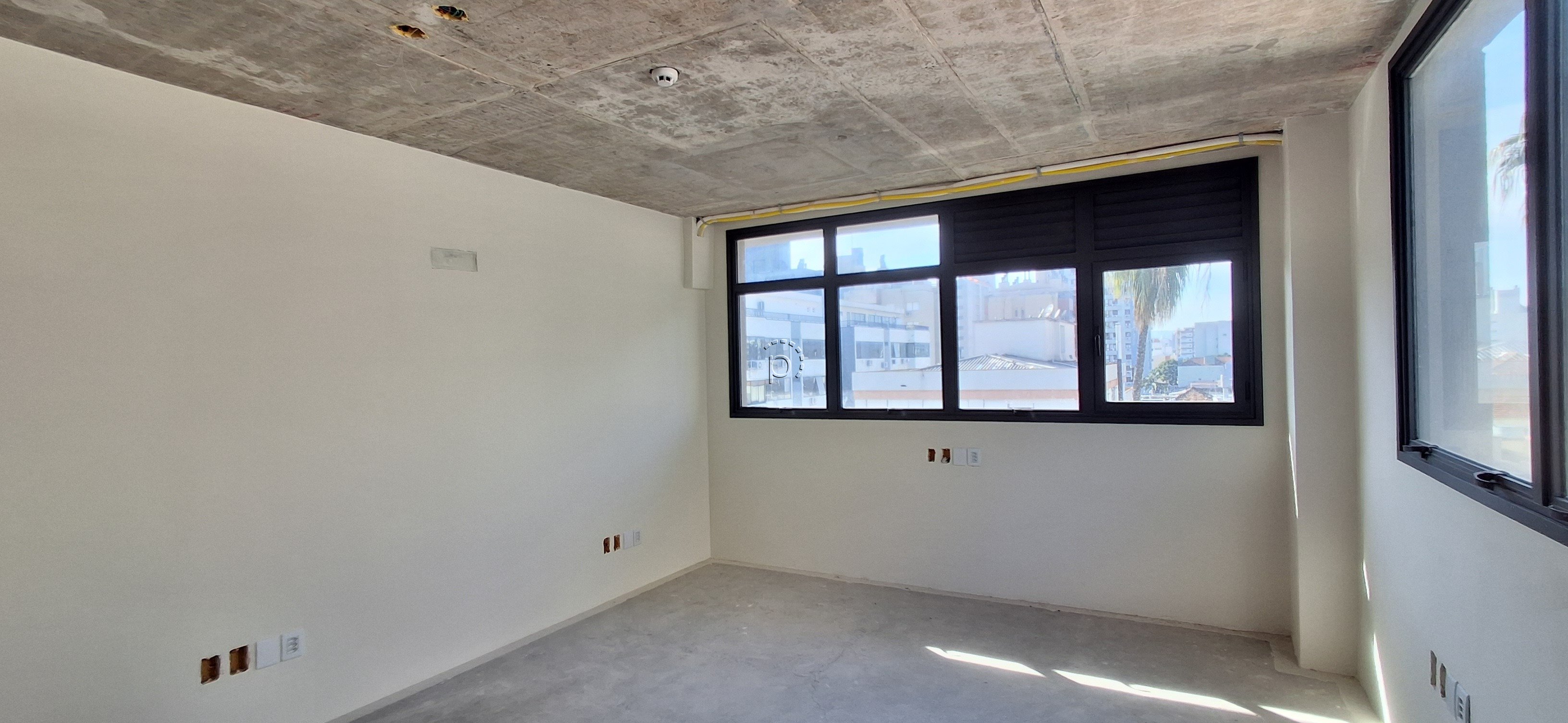 Sala para alugar com 32m² no bairro Menino Deus em Porto Alegre - Foto 4