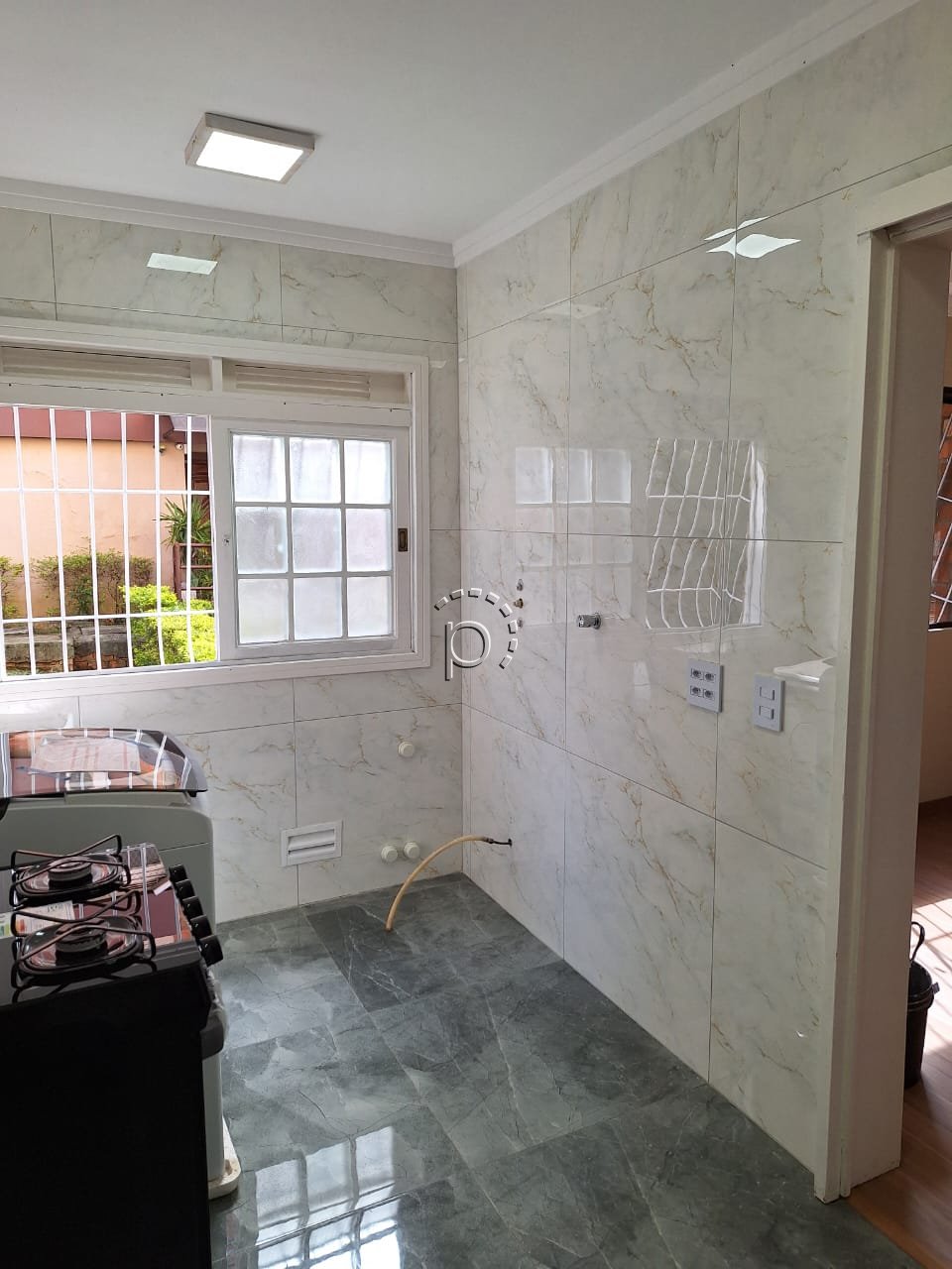 Apartamento à venda com 57m², 2 quartos, 1 vaga no bairro Vila Nova em Porto Alegre - Foto 2