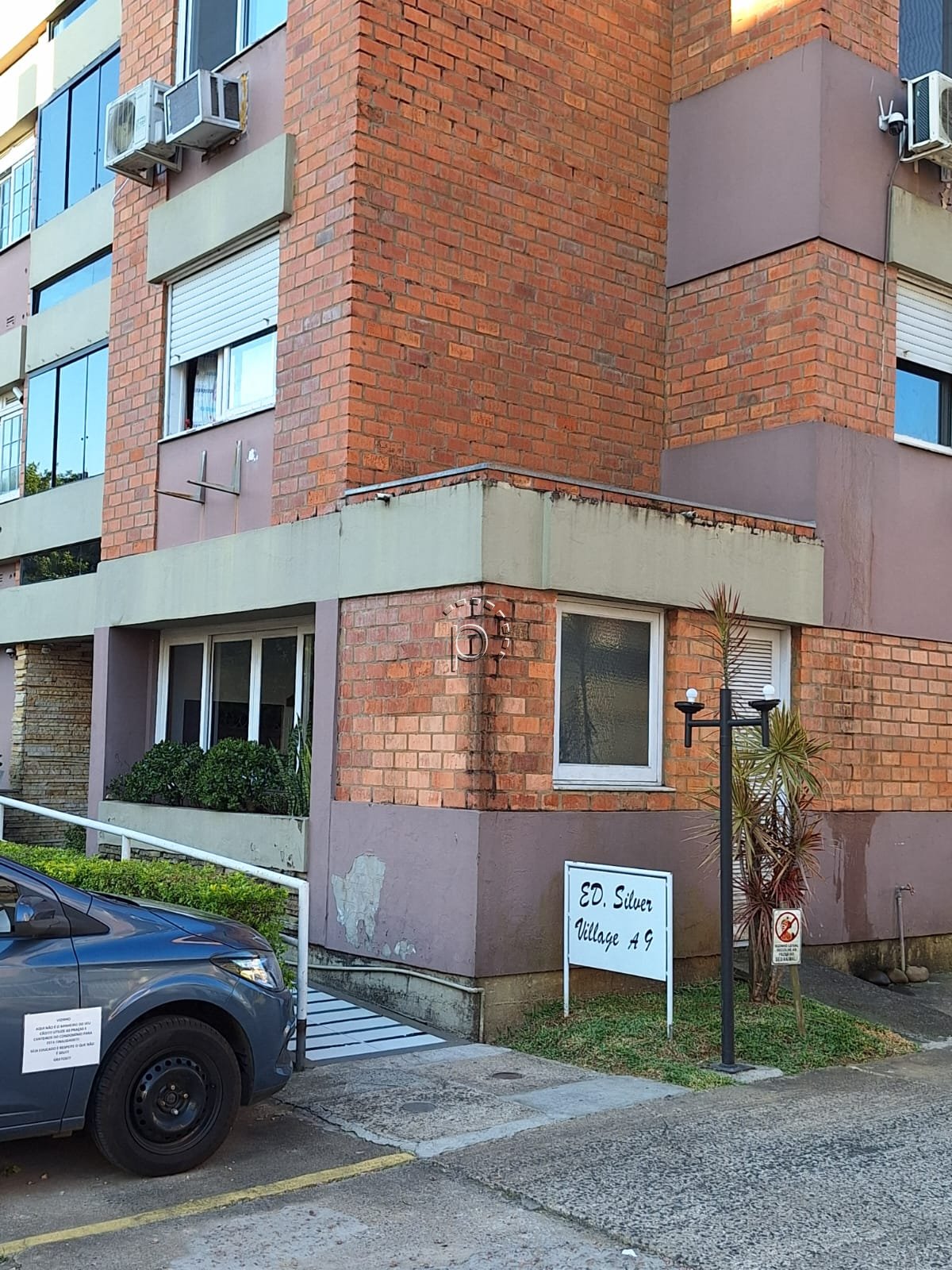 Apartamento à venda com 57m², 2 quartos, 1 vaga no bairro Vila Nova em Porto Alegre
