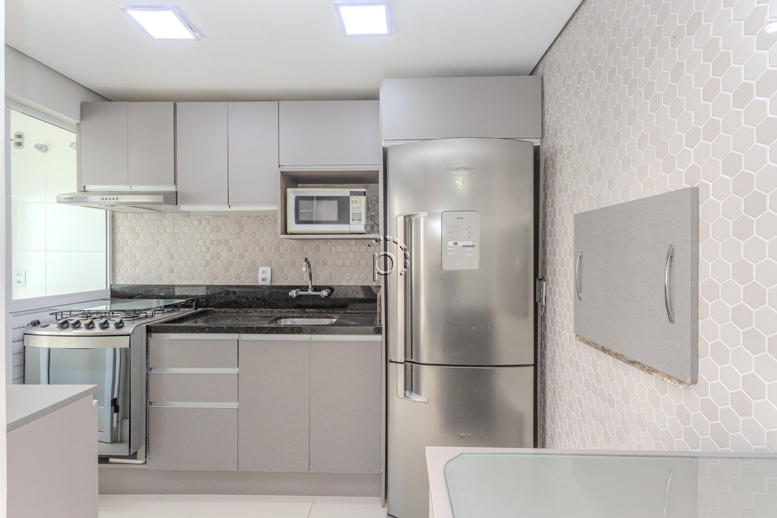 Apartamento à venda com 70m², 2 quartos, 1 vaga no bairro Tristeza em Porto Alegre - Foto 8