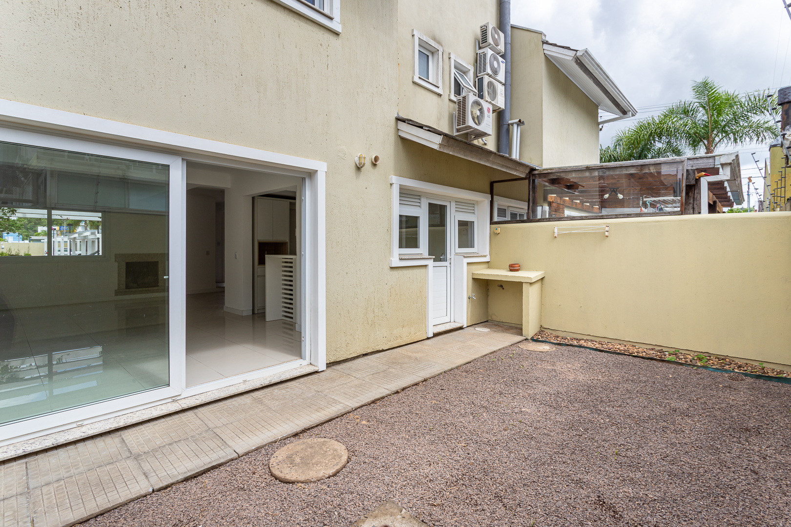 Casa em Condomínio para alugar com 105m², 3 quartos no bairro Hípica em Porto Alegre - Foto 13