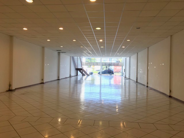 Loja para alugar com 742m² no bairro Jardim Botânico em Porto Alegre - Foto 6