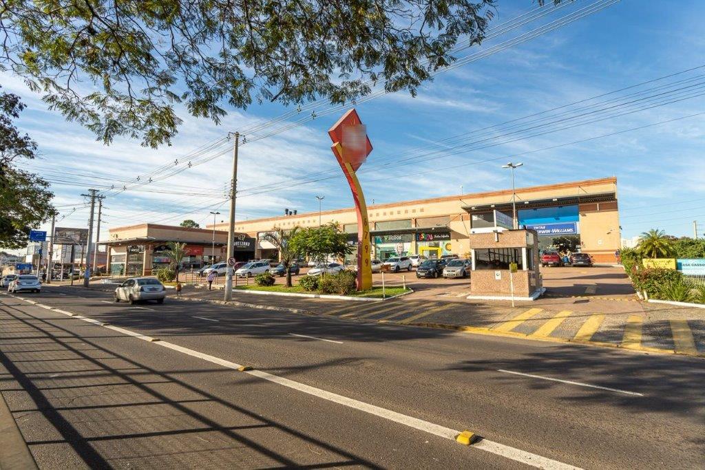 Loja para alugar com 318m² no bairro Sarandi em Porto Alegre