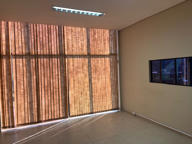 Loja para alugar com 318m² no bairro Sarandi em Porto Alegre - Foto 11
