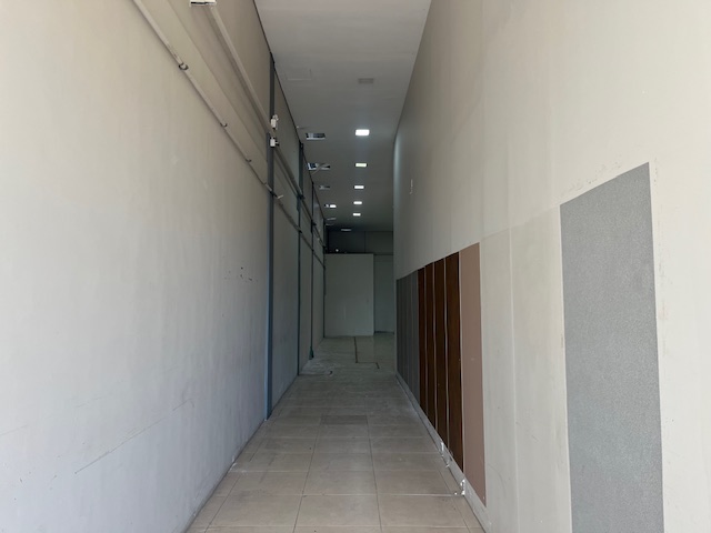 Loja para alugar com 318m² no bairro Sarandi em Porto Alegre - Foto 17