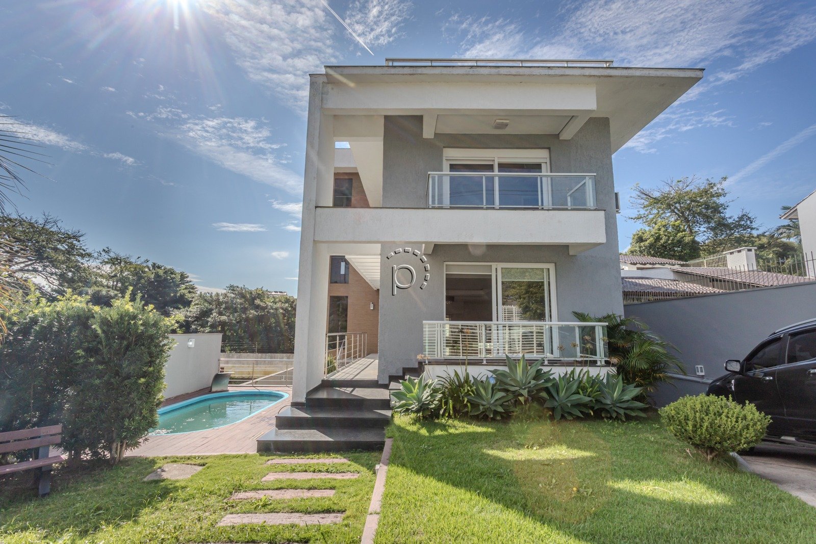 Casa para alugar com 590m², 4 quartos, 2 suítes, 6 vagas no bairro Guarujá em Porto Alegre - Foto 81