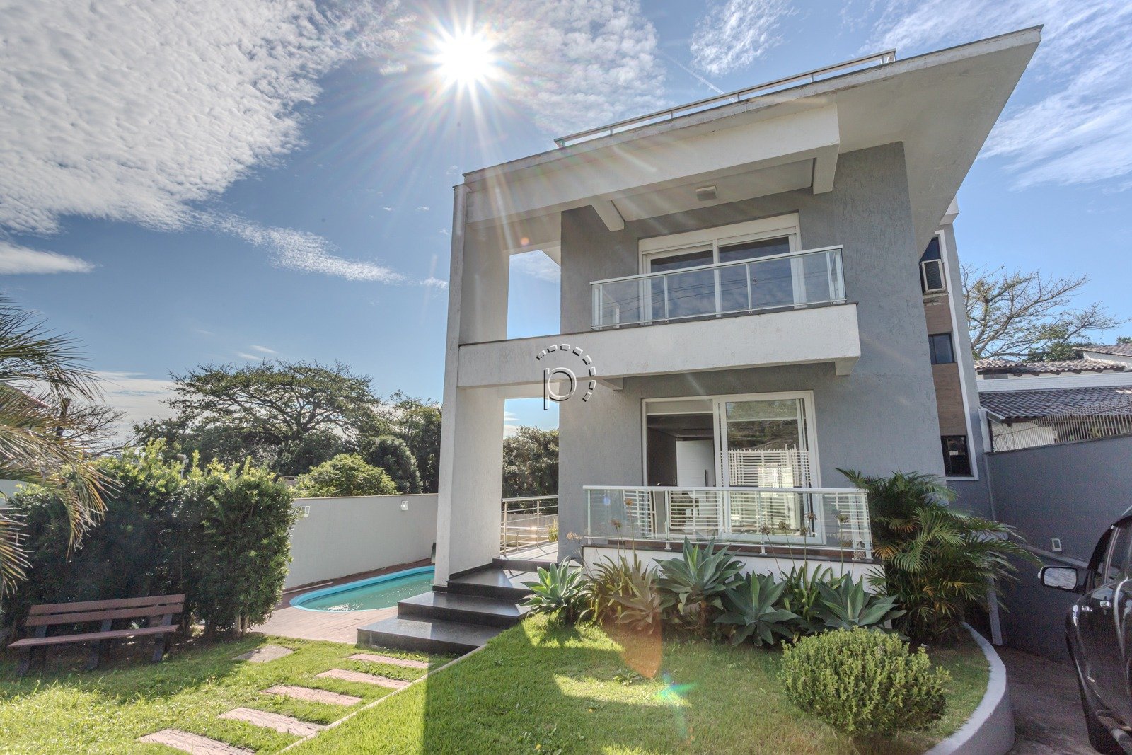 Casa para alugar com 590m², 4 quartos, 2 suítes, 6 vagas no bairro Guarujá em Porto Alegre - Foto 82