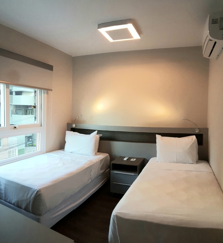 Apartamento para alugar com 37m², 1 vaga no bairro Moinhos de Vento em Porto Alegre - Foto 9